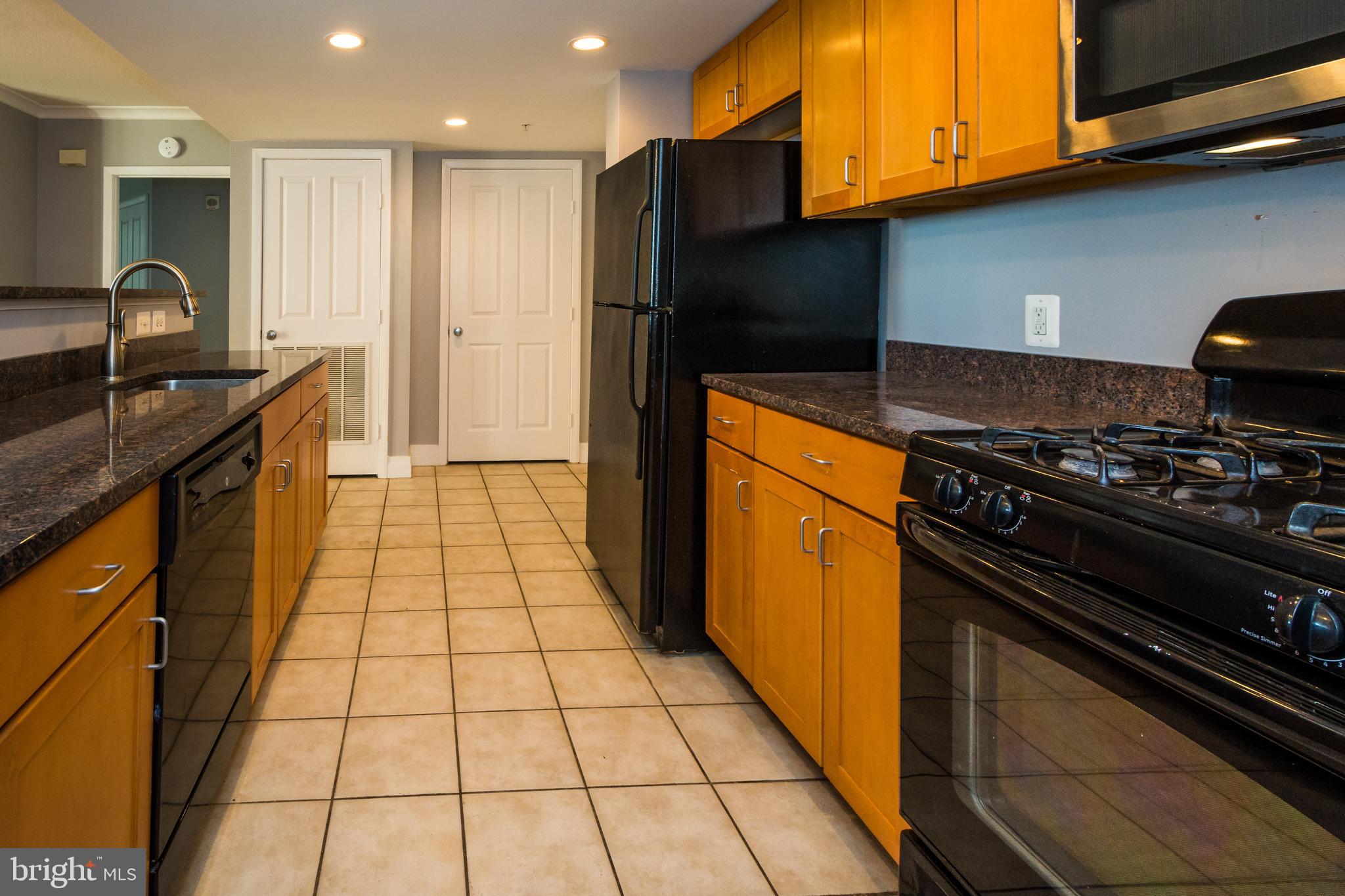 INNER HARBOR - Residential Lease