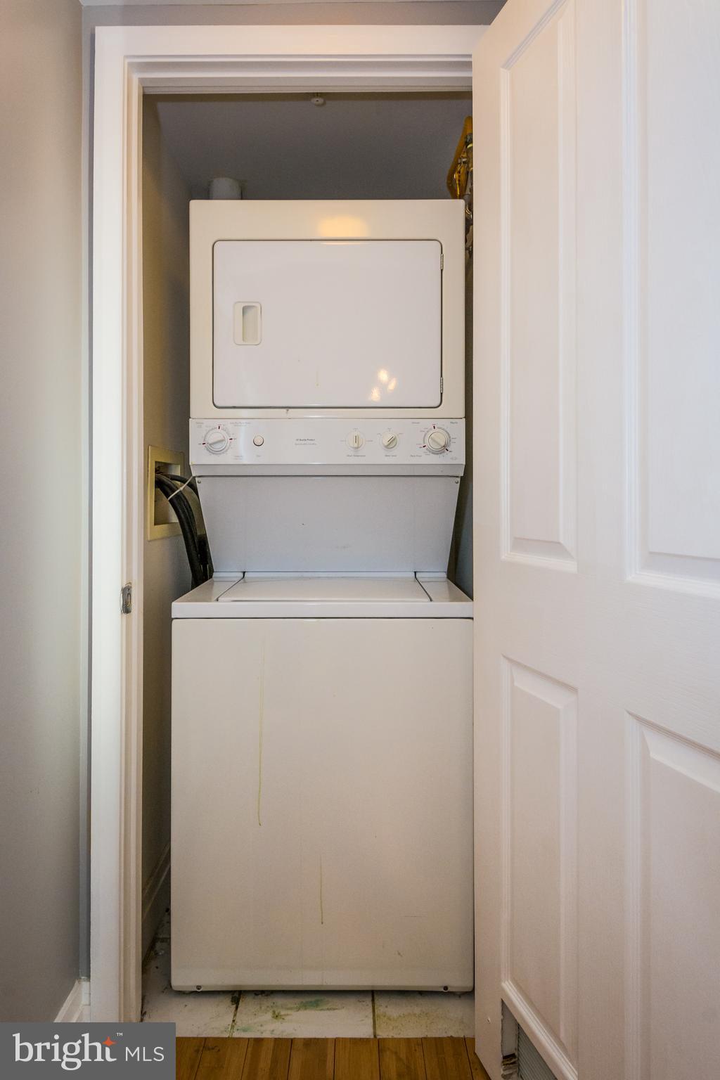 INNER HARBOR - Residential Lease