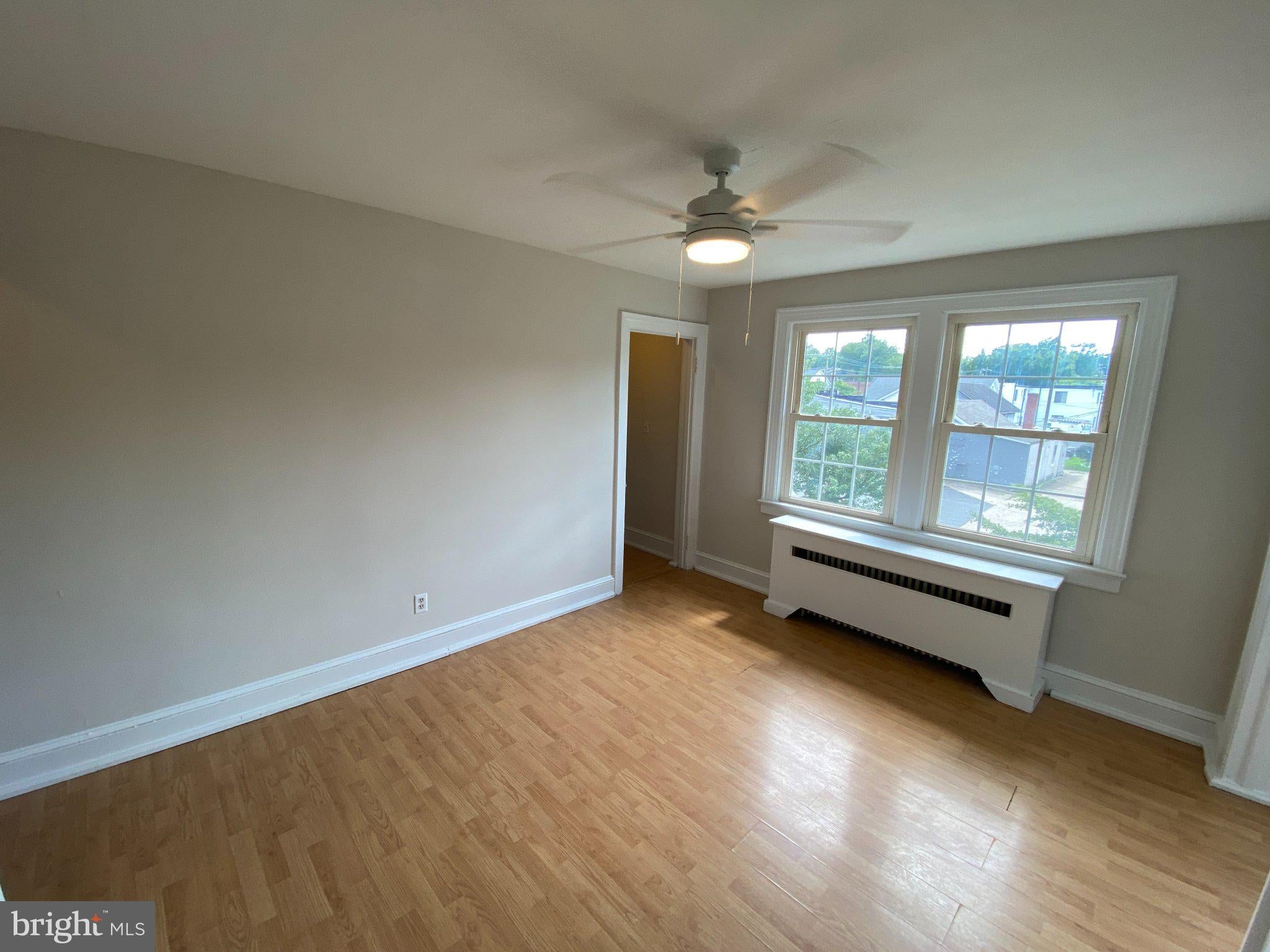 1003 KENMORE AVENUE 4