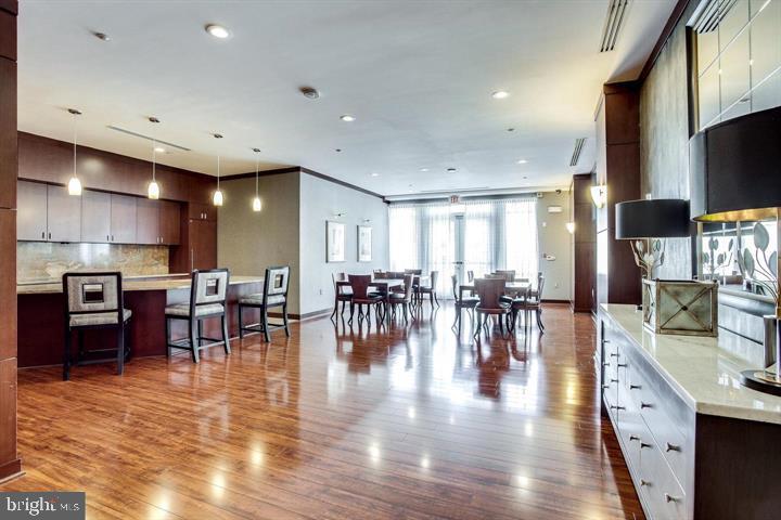 MERCER - Residential