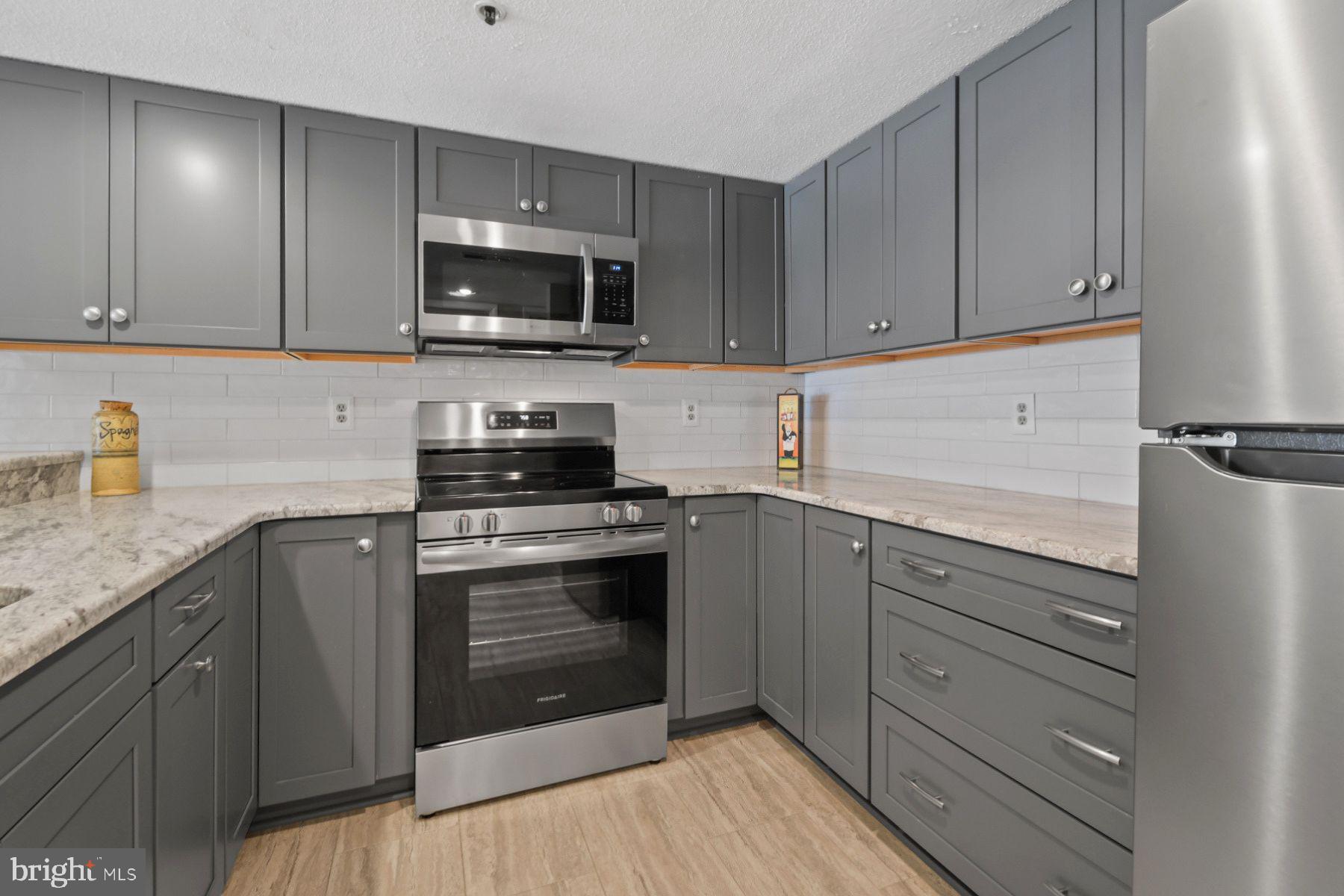 7901 COASTAL HIGHWAY C10303