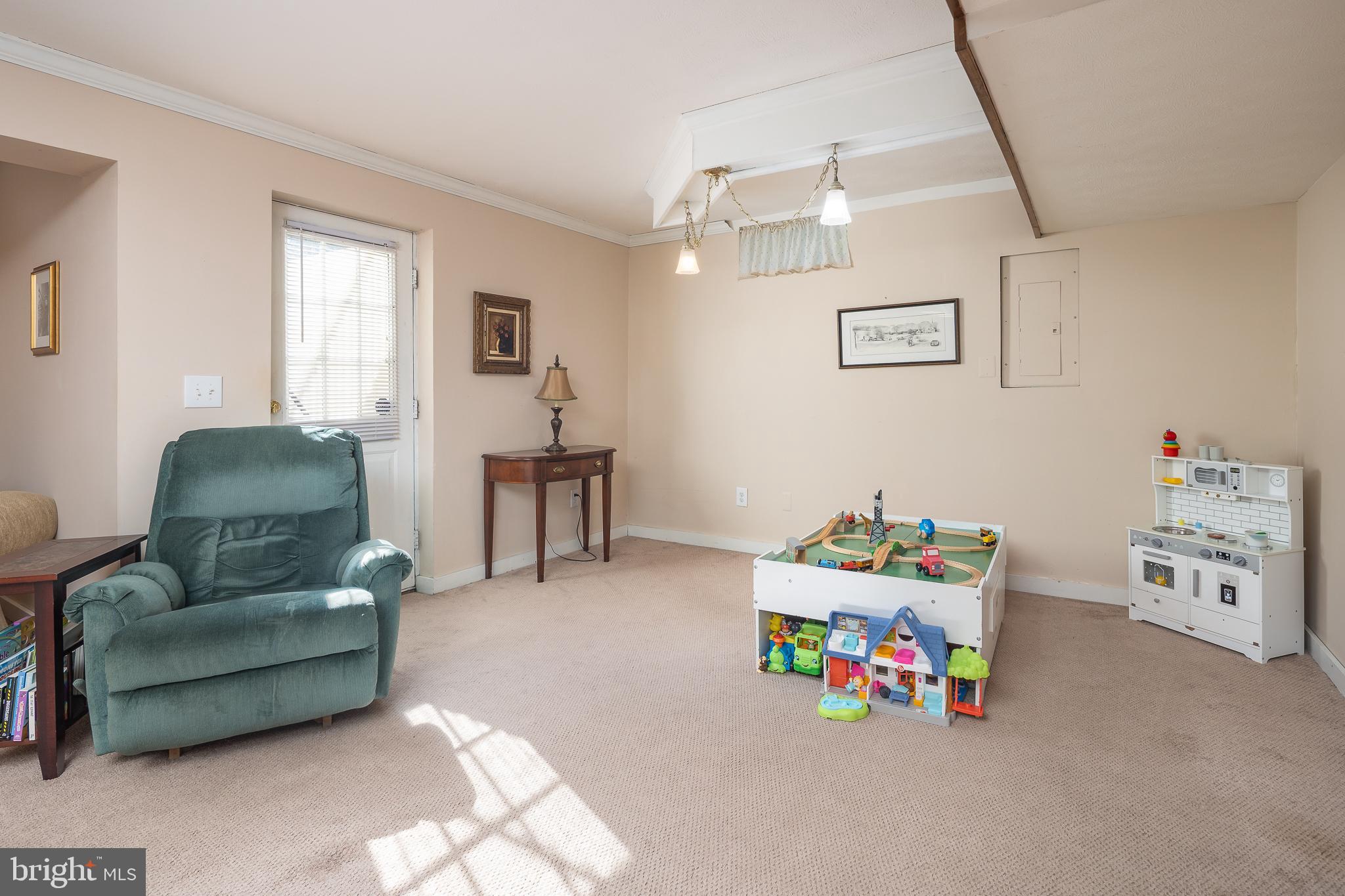 VILLAGES AT BRISTOL - Residential