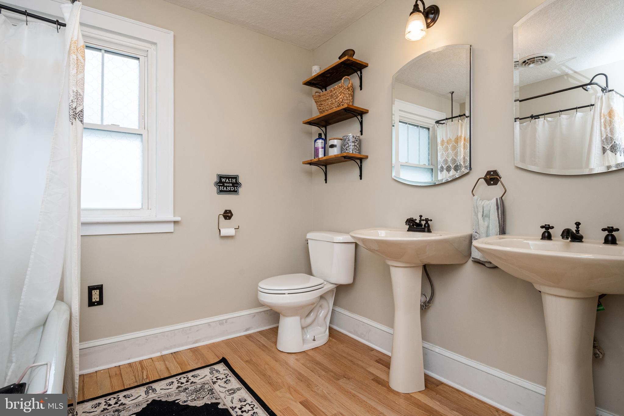 CHARLES TOWN - Residential