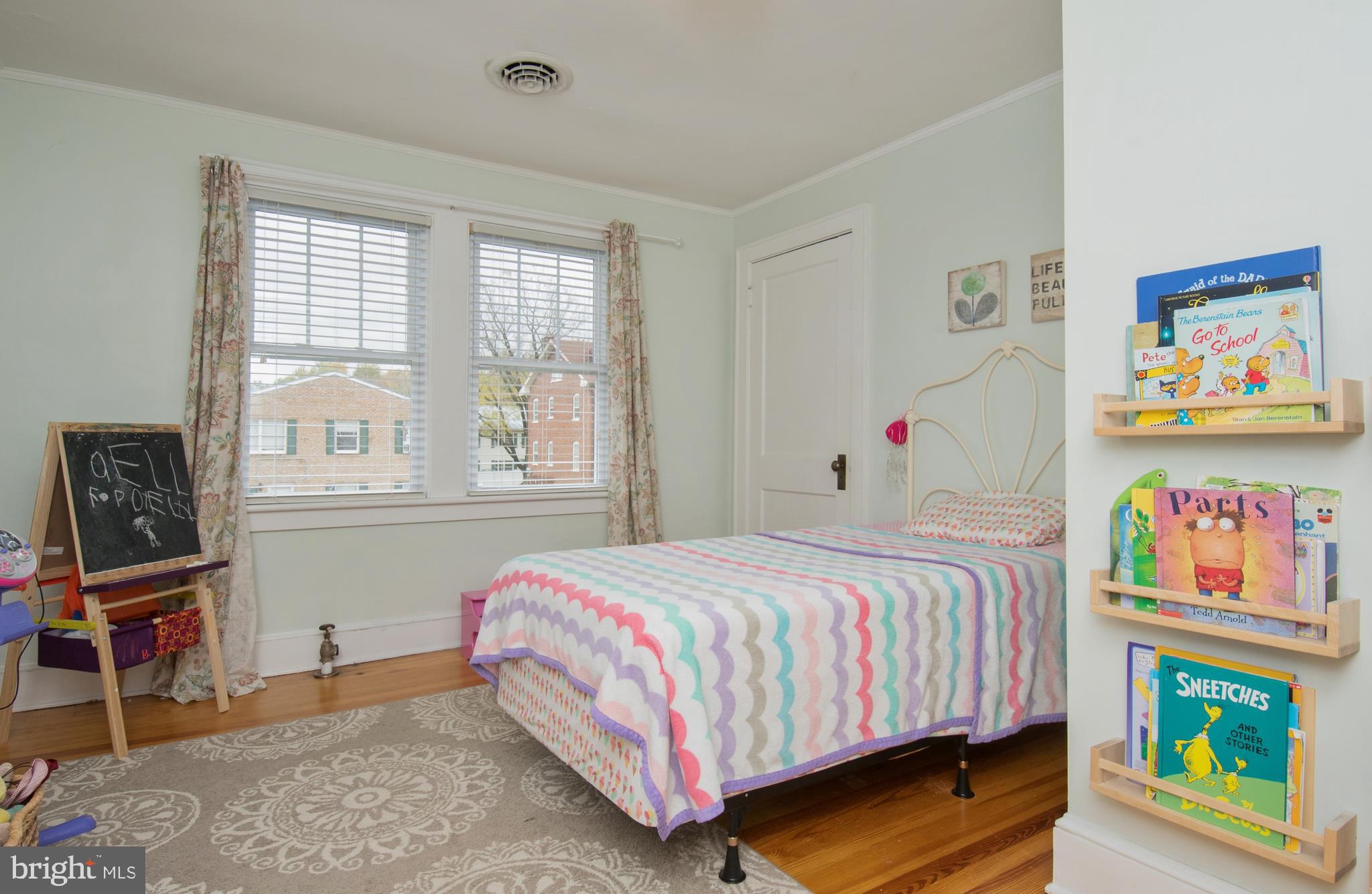 CHARLES TOWN - Residential