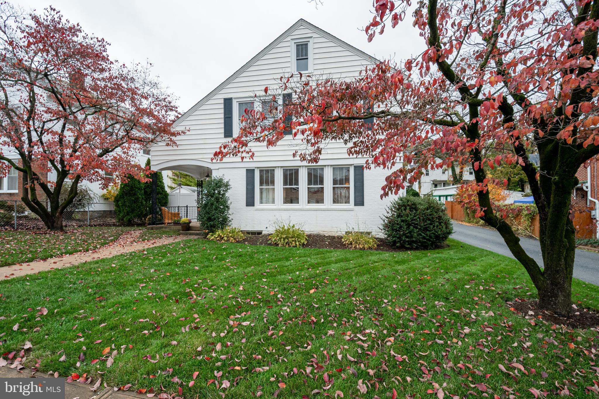 CHARLES TOWN - Residential