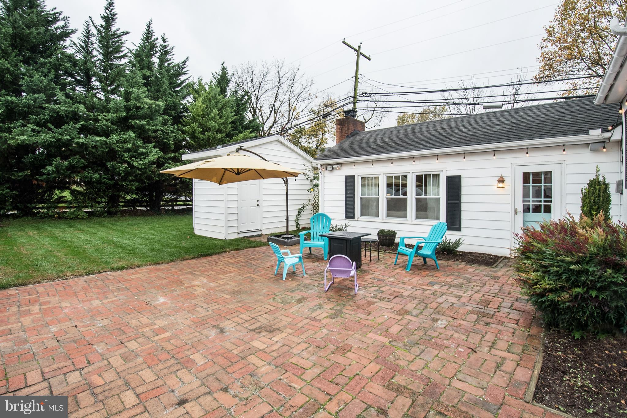 CHARLES TOWN - Residential