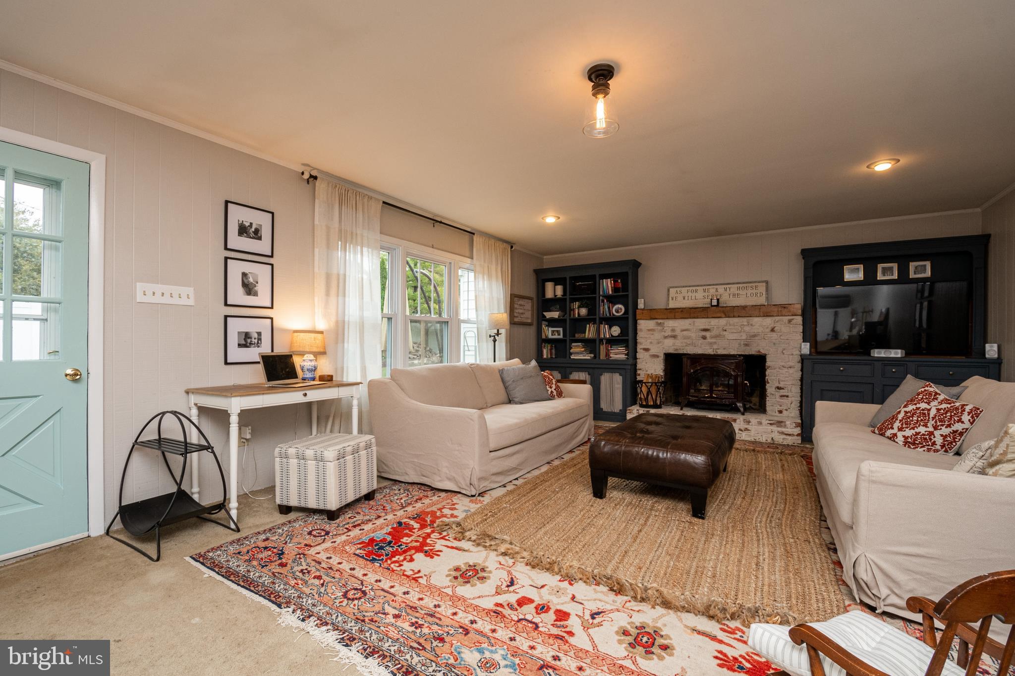 CHARLES TOWN - Residential