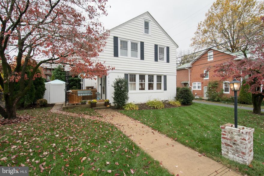 Contemporary colonial ungraded with a farmhouse/vintage mix with fresh whimsical upgrades throughout. The 3 bedroom home is located in the heart of Historic Charles Town, WV. Freshly painted, farmhouse kitchen remodeled with a spacious open first floor. Cozy oversized family room features a 44,300 BTU Quadrafire Cumberland Gap wood stove that conveys. Back area has a private backyard with side privacy fence & brick patio for entertaining. Close to downtown dinning & recreation. Great commuting with easy access to VA & MD. A MUST SEE! Schedule your showing today!