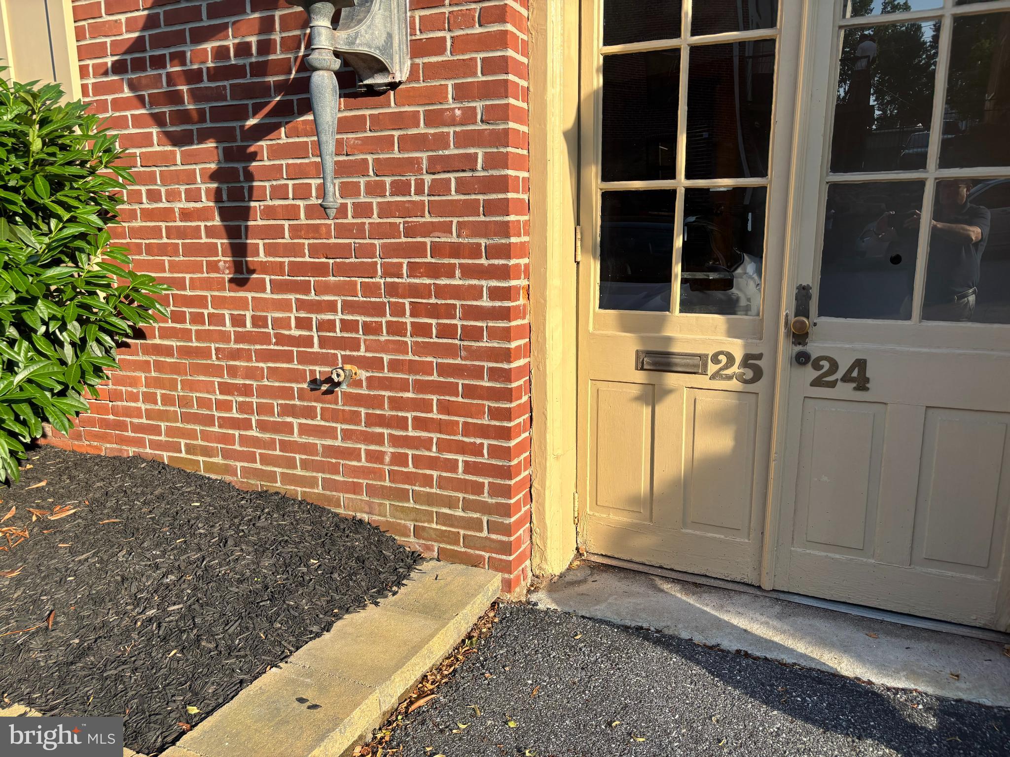 231 N SHIPPEN STREET 25