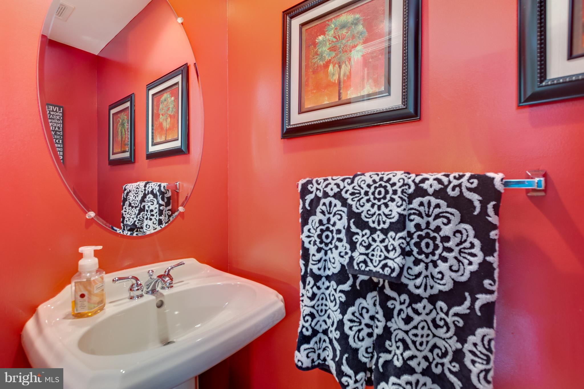 FAIRFAX CENTER LANDBAY - Residential