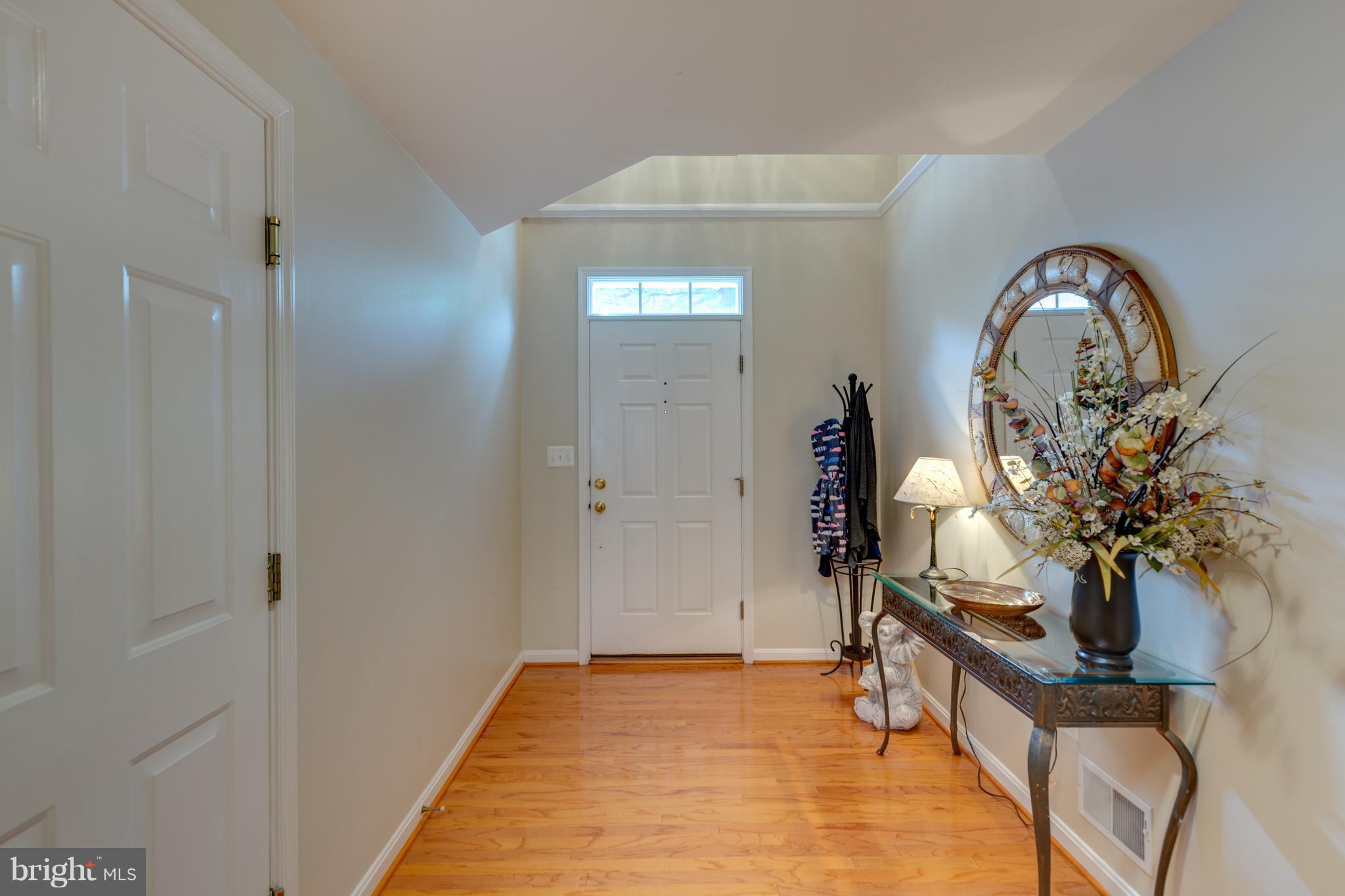 FAIRFAX CENTER LANDBAY - Residential