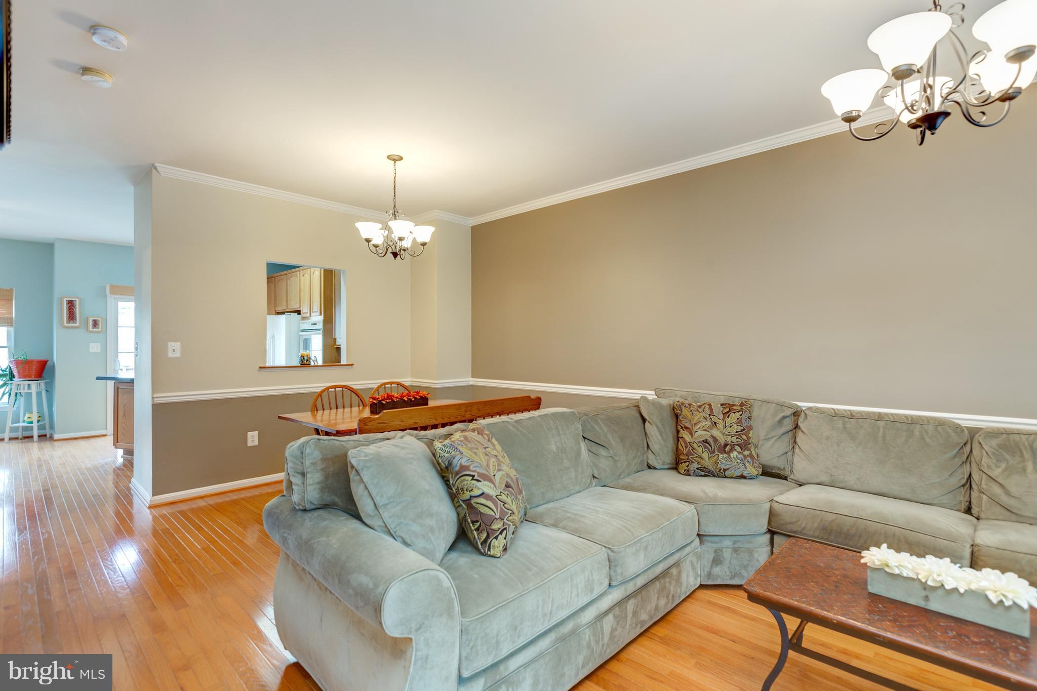 FAIRFAX CENTER LANDBAY - Residential