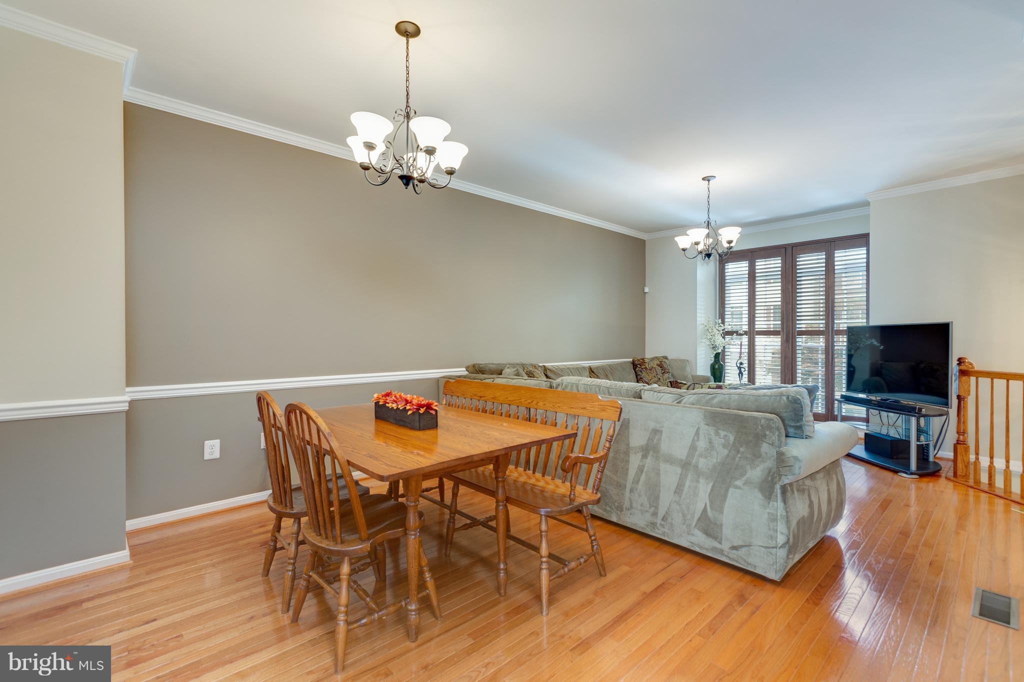 FAIRFAX CENTER LANDBAY - Residential