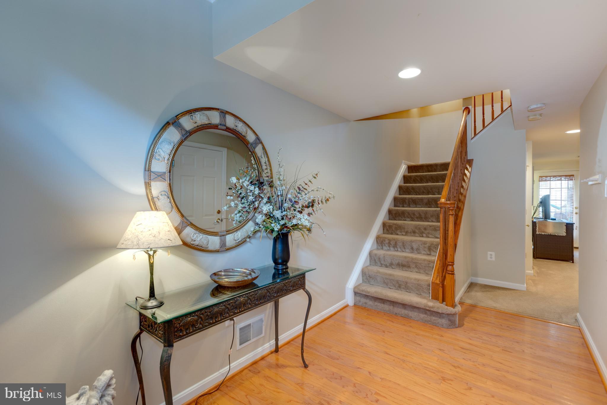 FAIRFAX CENTER LANDBAY - Residential