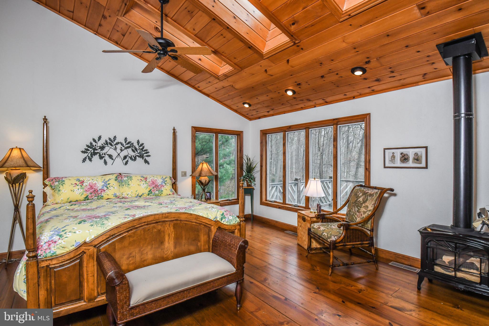 WATERS EDGE AT WISP - Residential