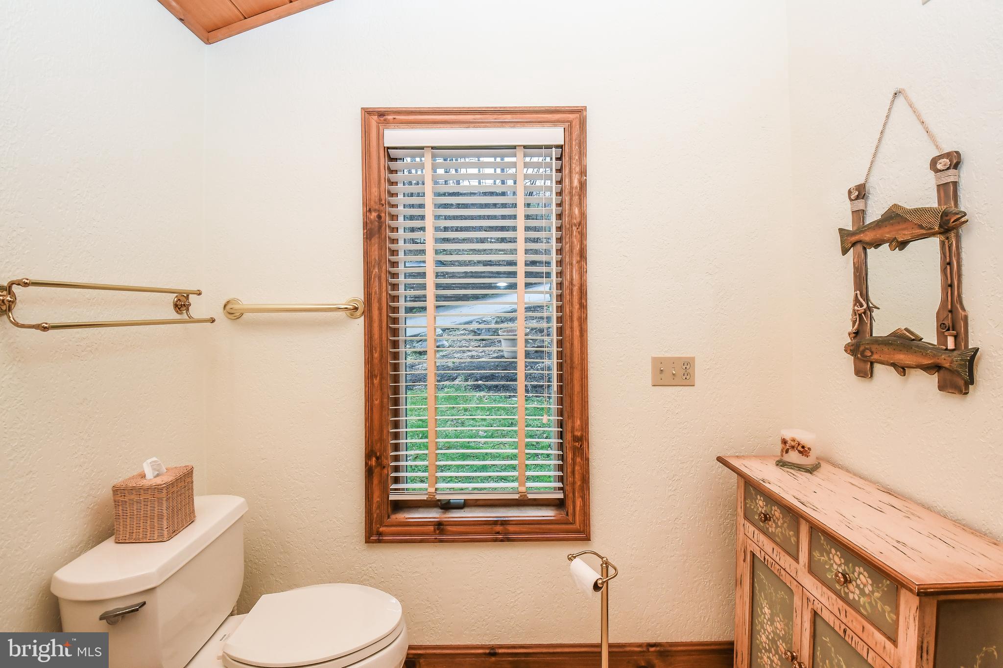 WATERS EDGE AT WISP - Residential