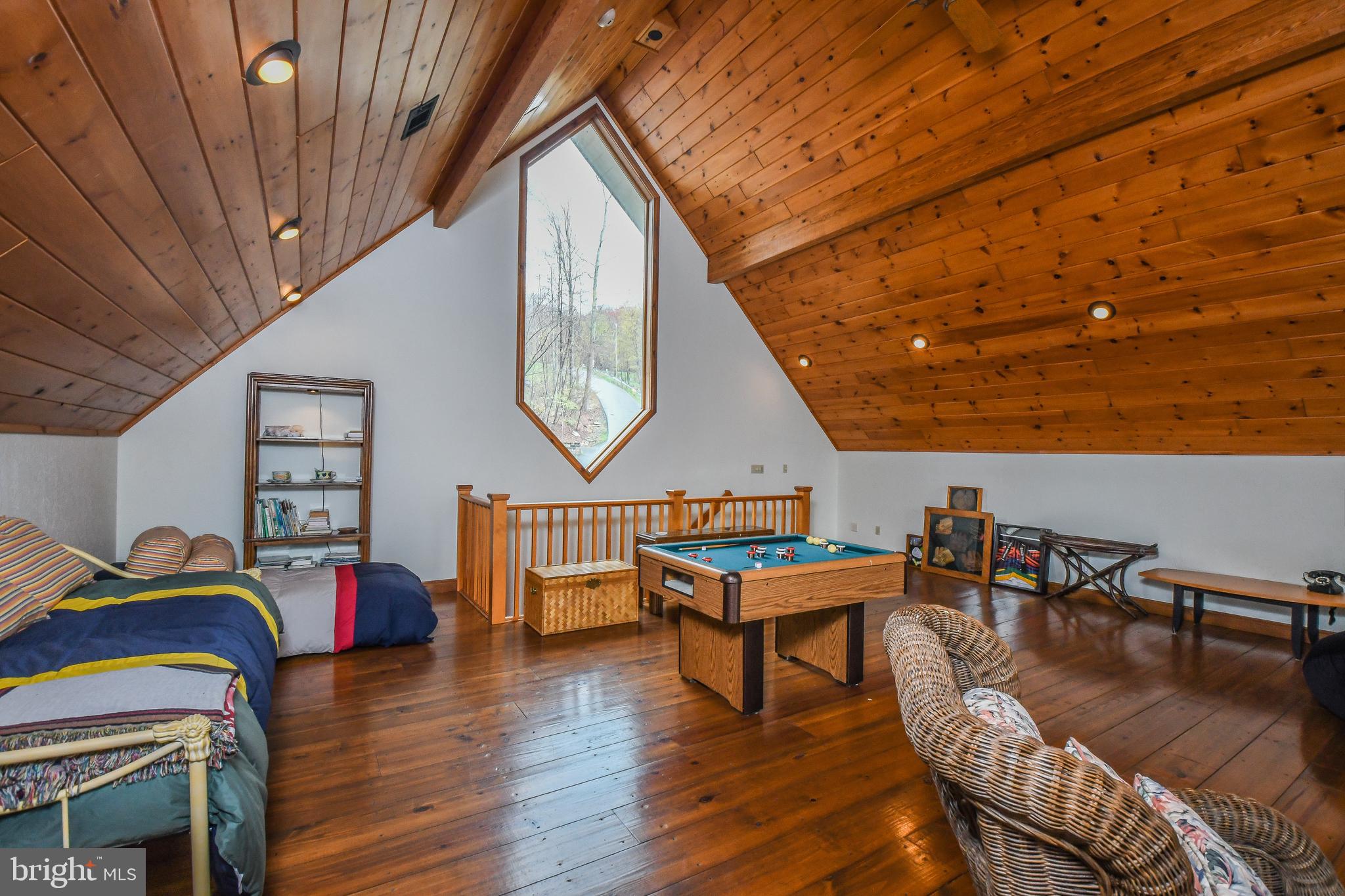 WATERS EDGE AT WISP - Residential