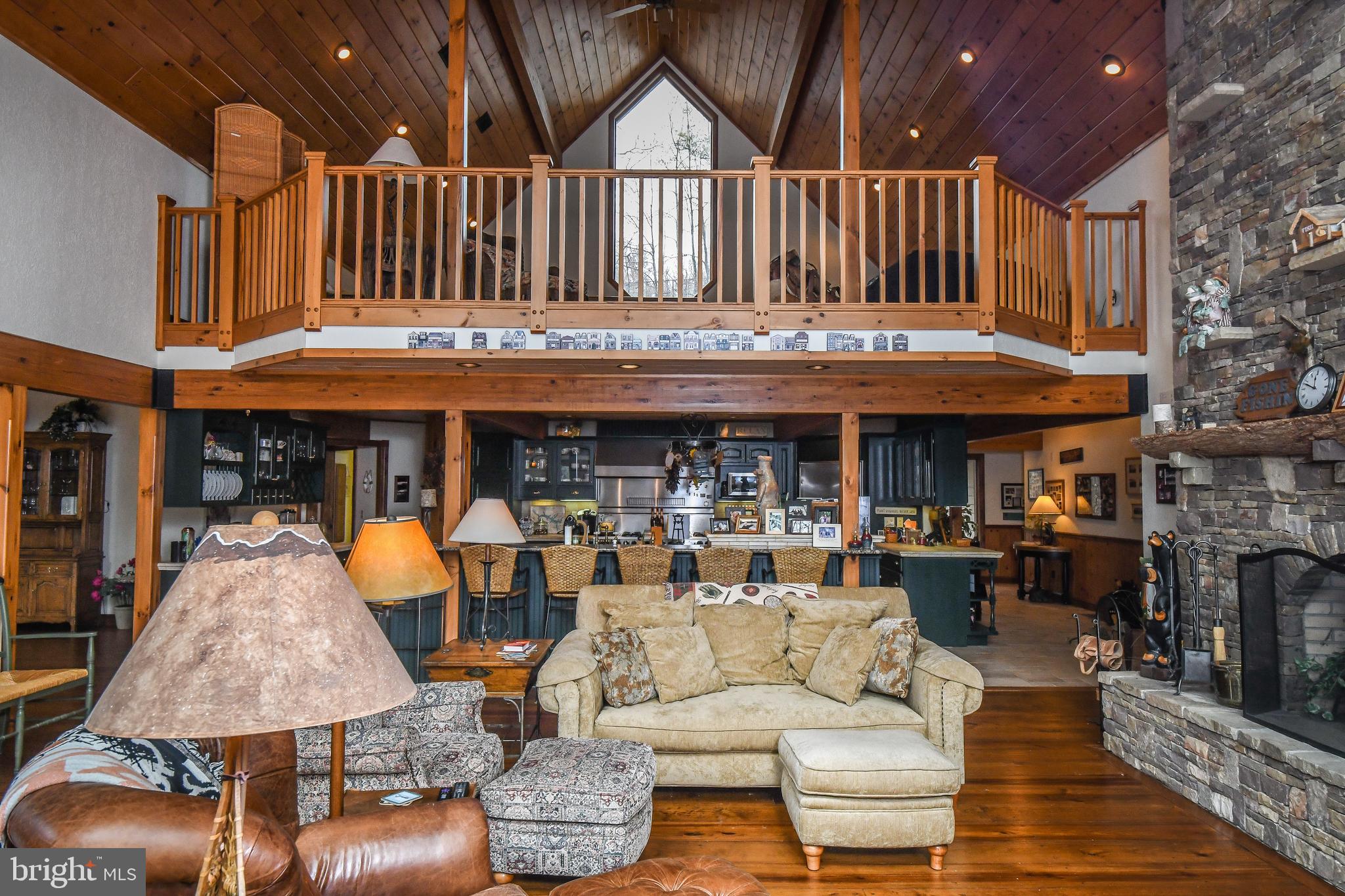 WATERS EDGE AT WISP - Residential