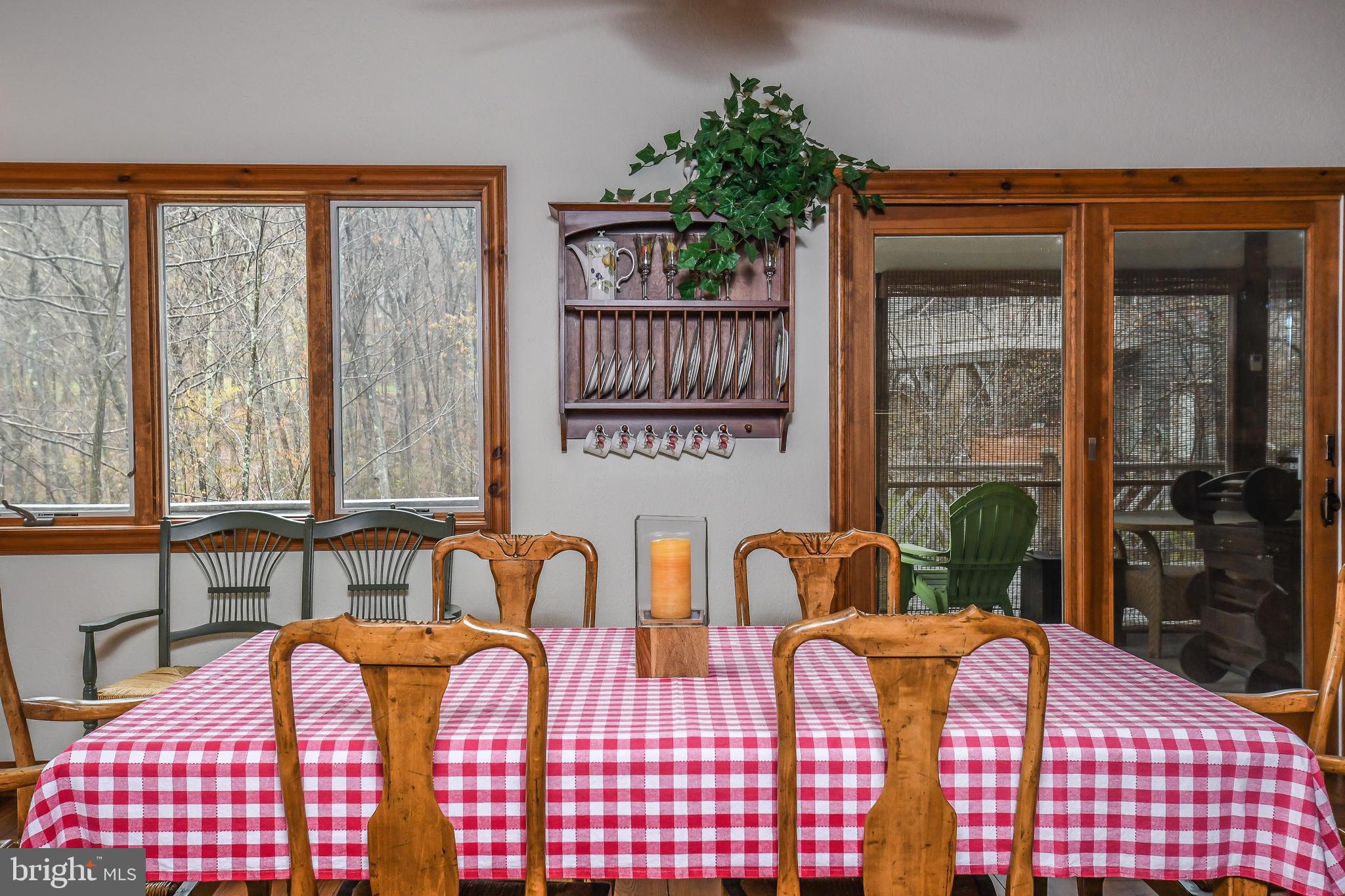 WATERS EDGE AT WISP - Residential