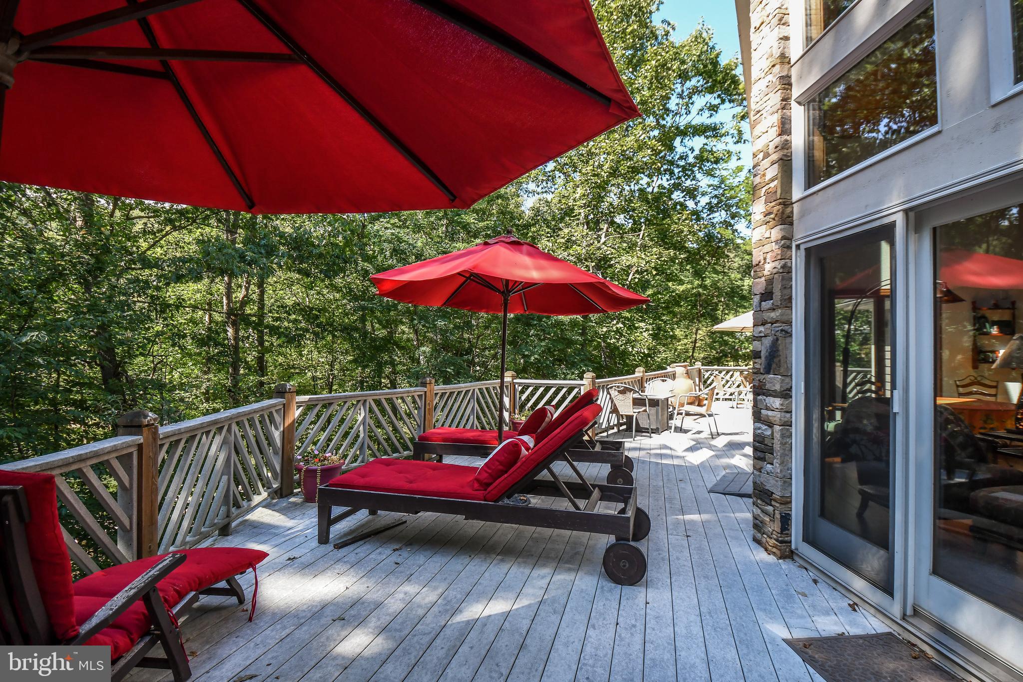 WATERS EDGE AT WISP - Residential