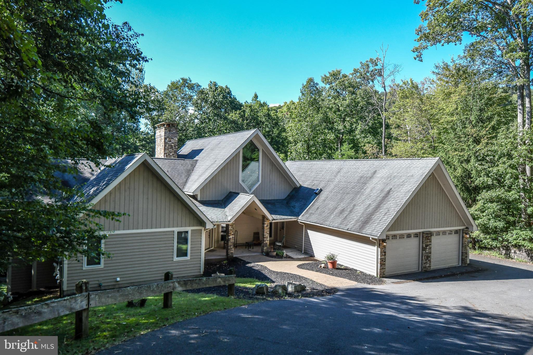 WATERS EDGE AT WISP - Residential