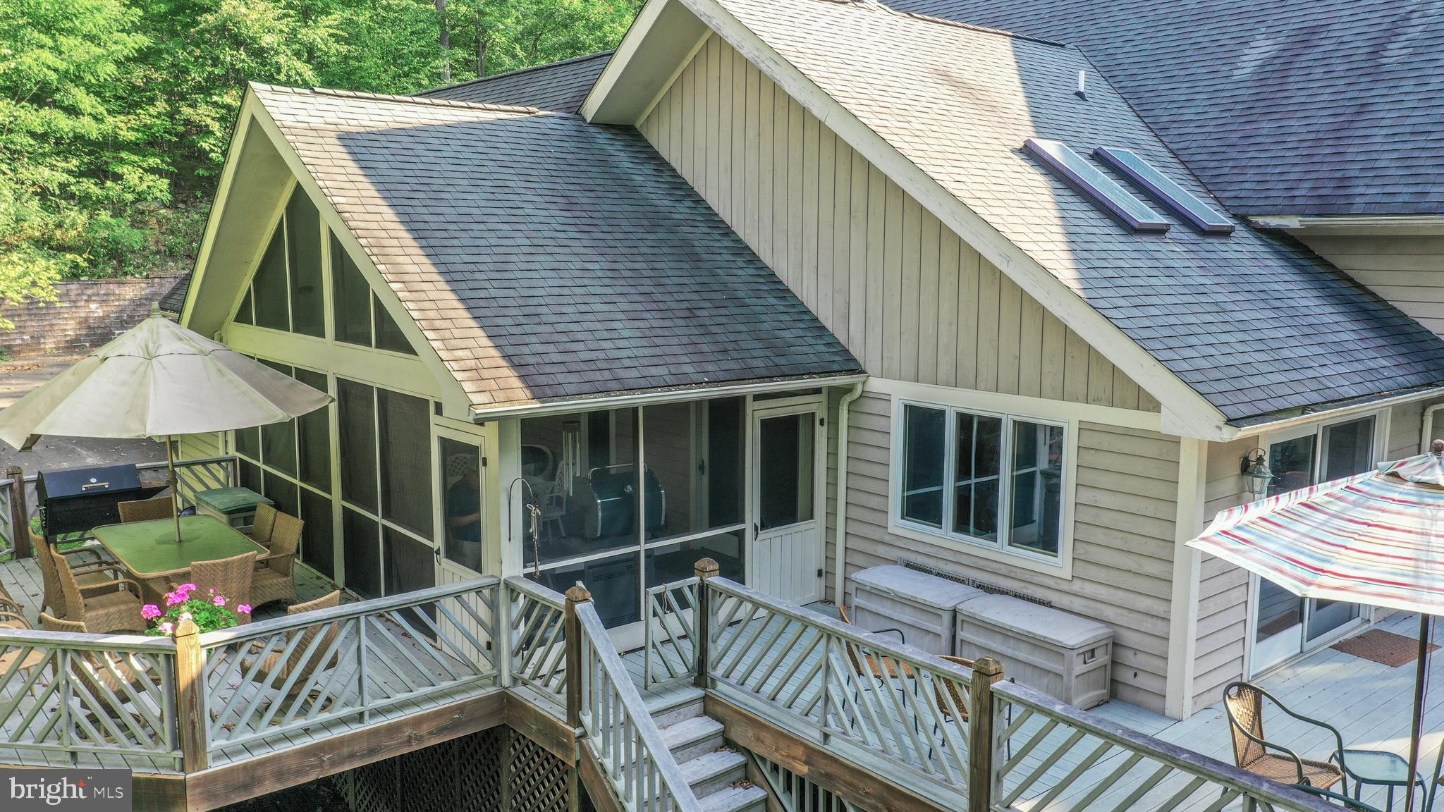 WATERS EDGE AT WISP - Residential