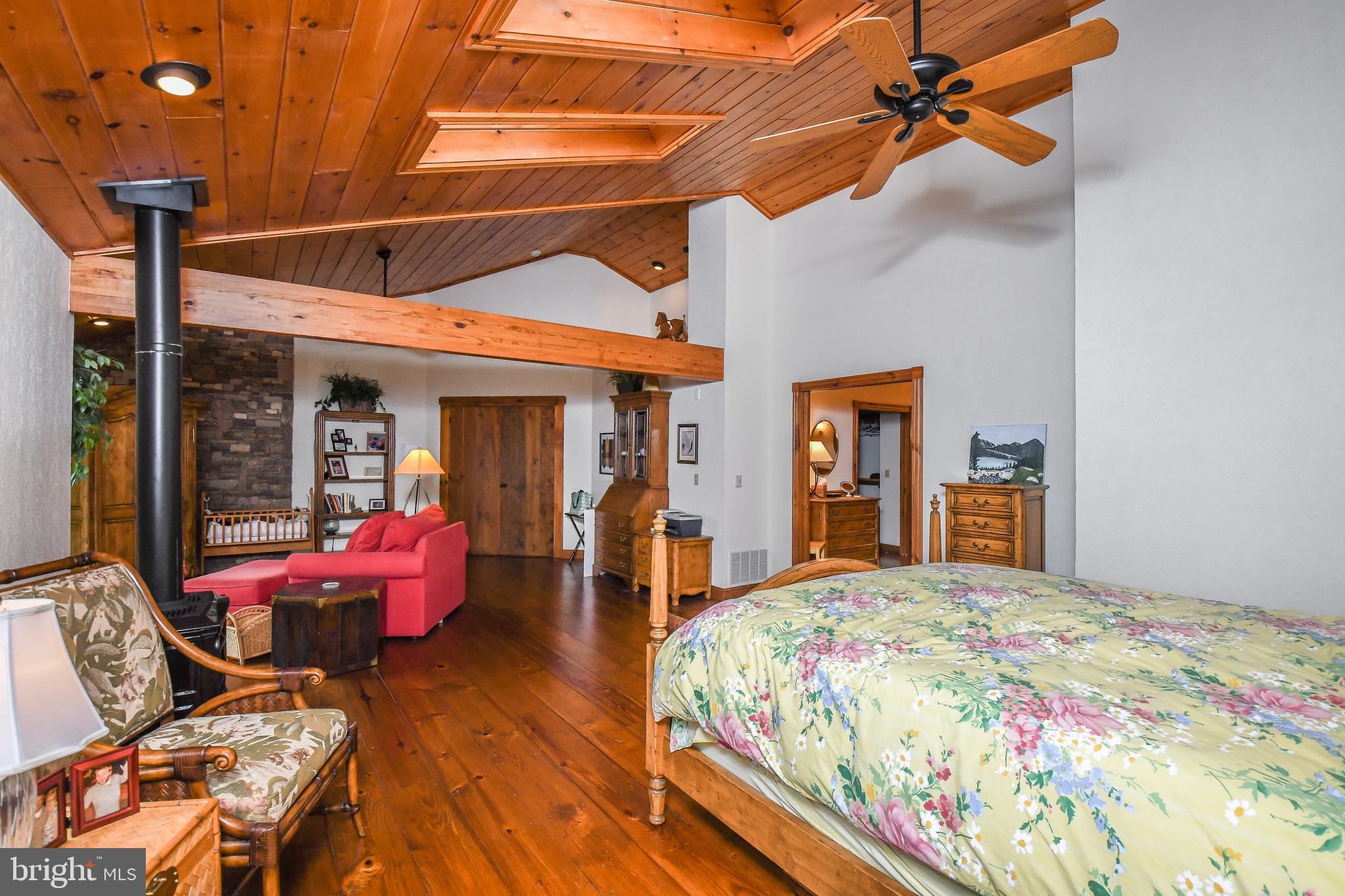 WATERS EDGE AT WISP - Residential