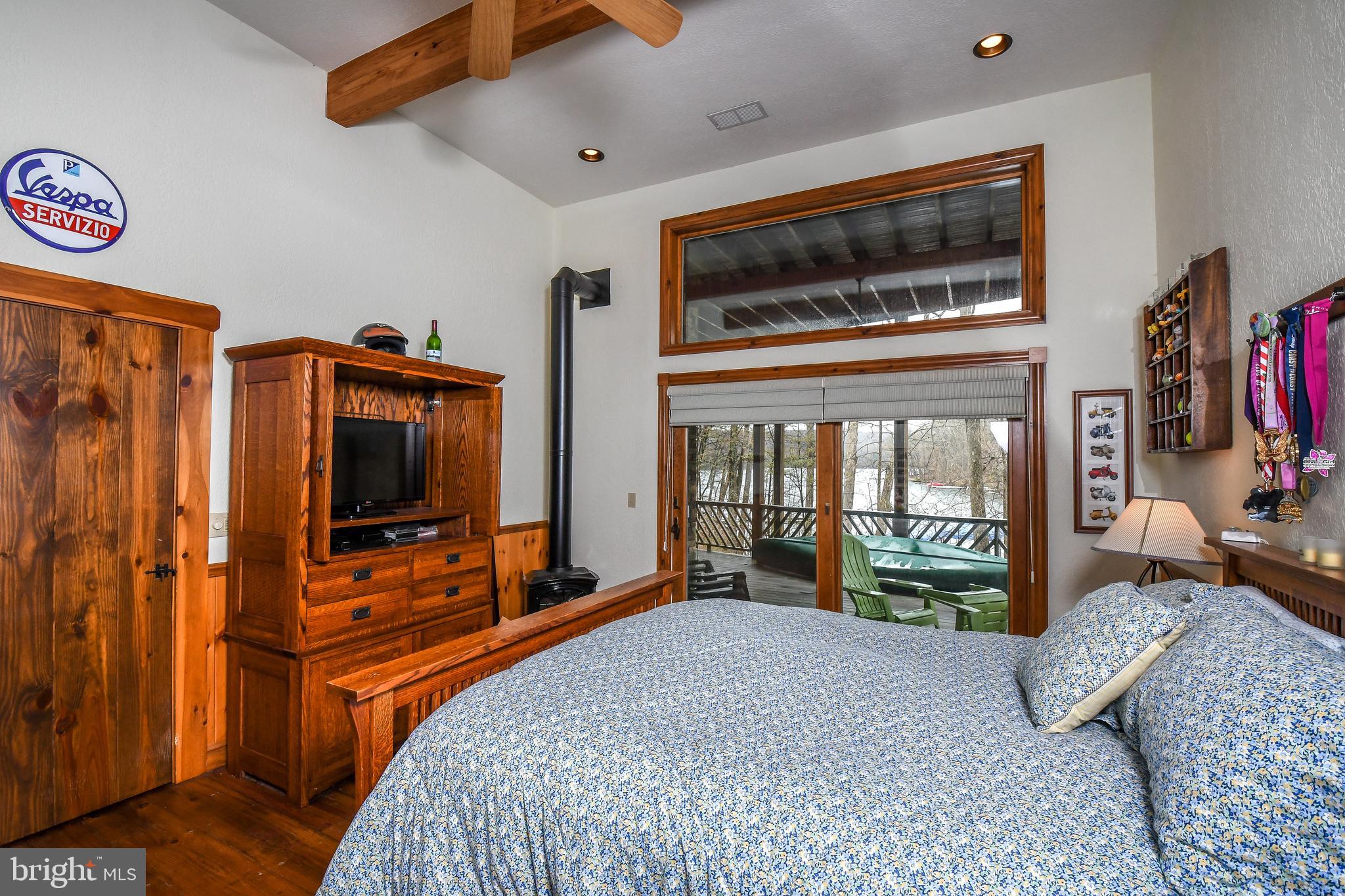 WATERS EDGE AT WISP - Residential