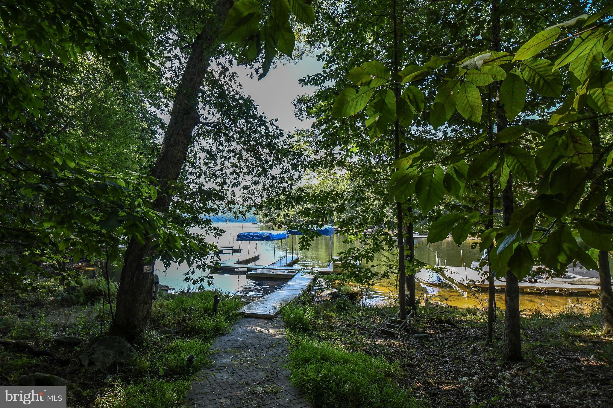 WATERS EDGE AT WISP - Residential