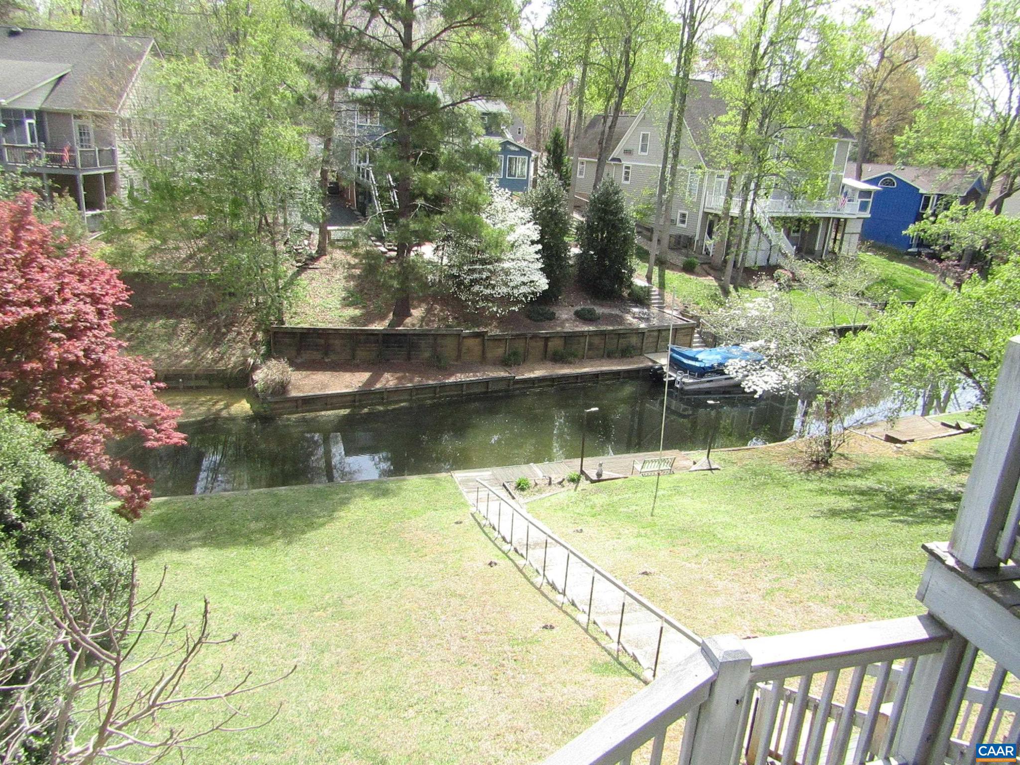 LAKE MONTICELLO - Residential