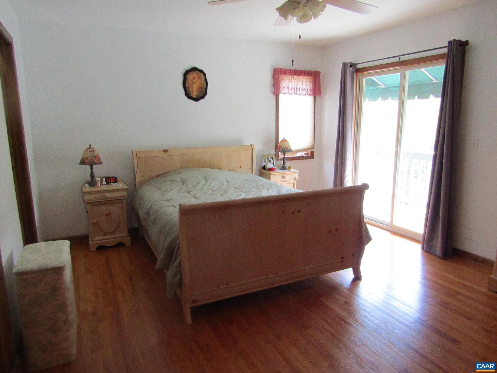 LAKE MONTICELLO - Residential