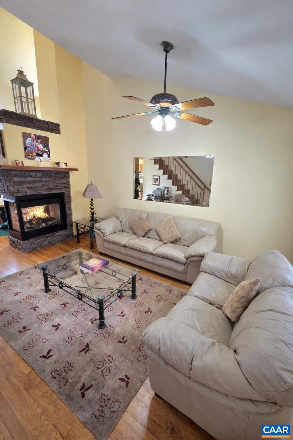 LAKE MONTICELLO - Residential