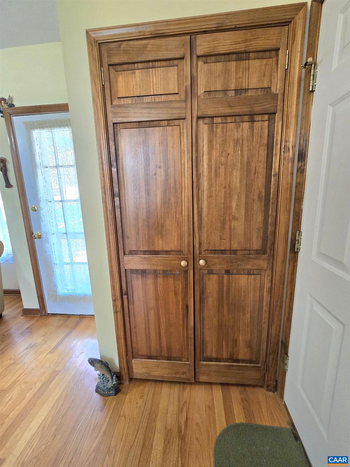 LAKE MONTICELLO - Residential