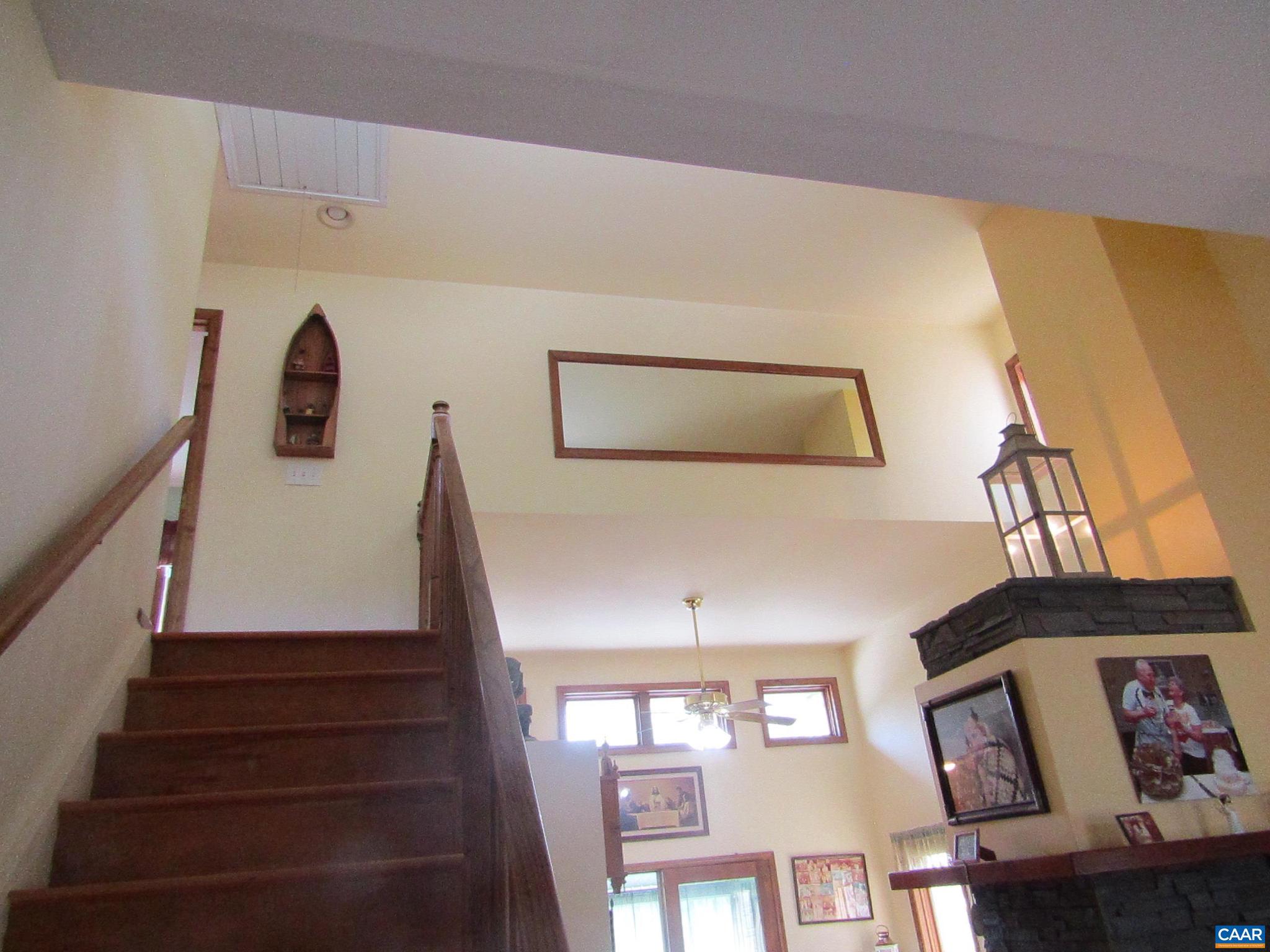 LAKE MONTICELLO - Residential