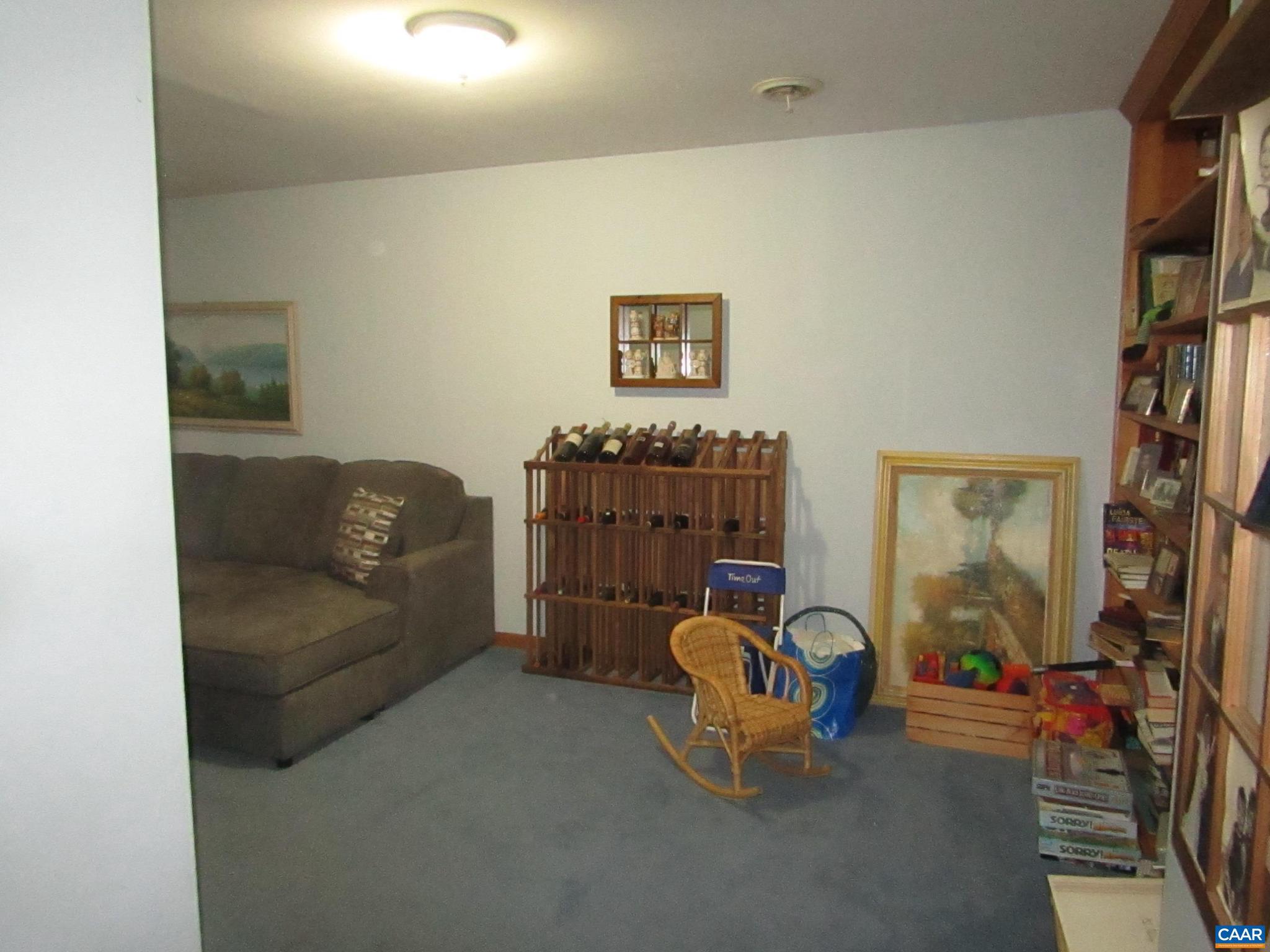 LAKE MONTICELLO - Residential