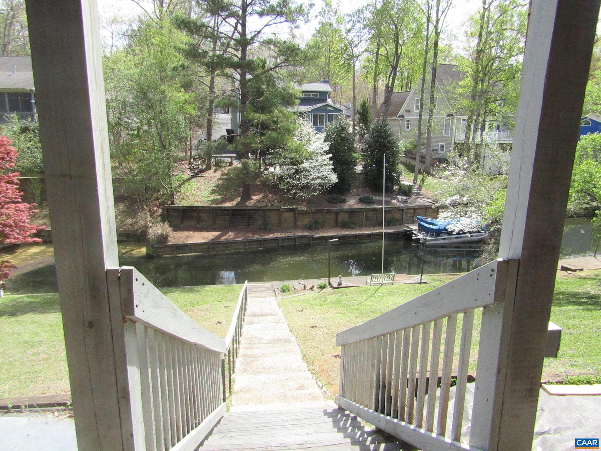 LAKE MONTICELLO - Residential