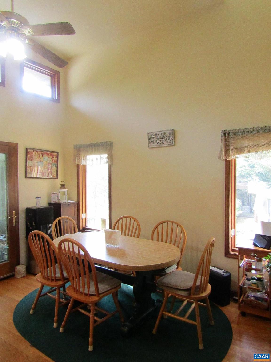 LAKE MONTICELLO - Residential