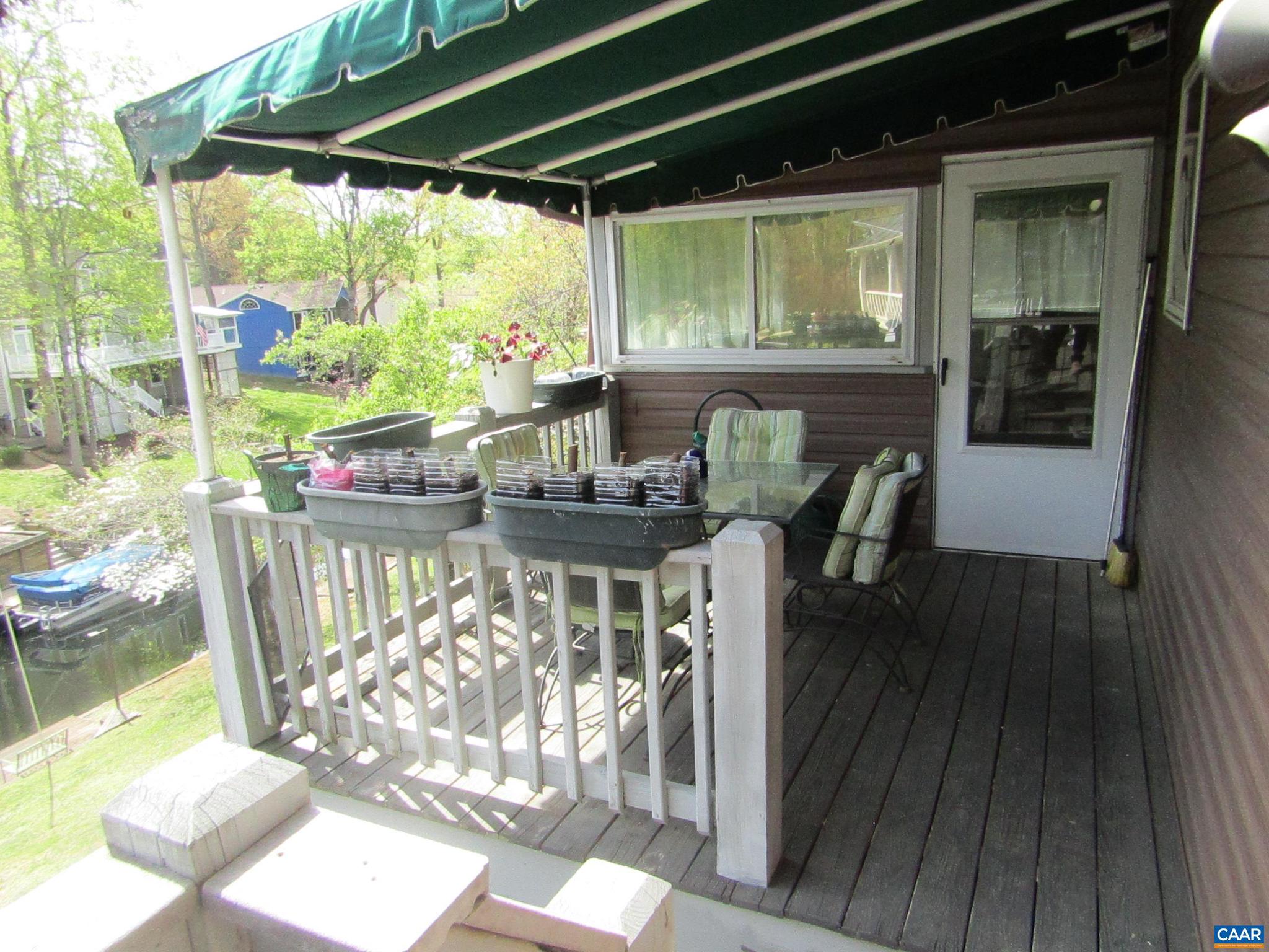 LAKE MONTICELLO - Residential