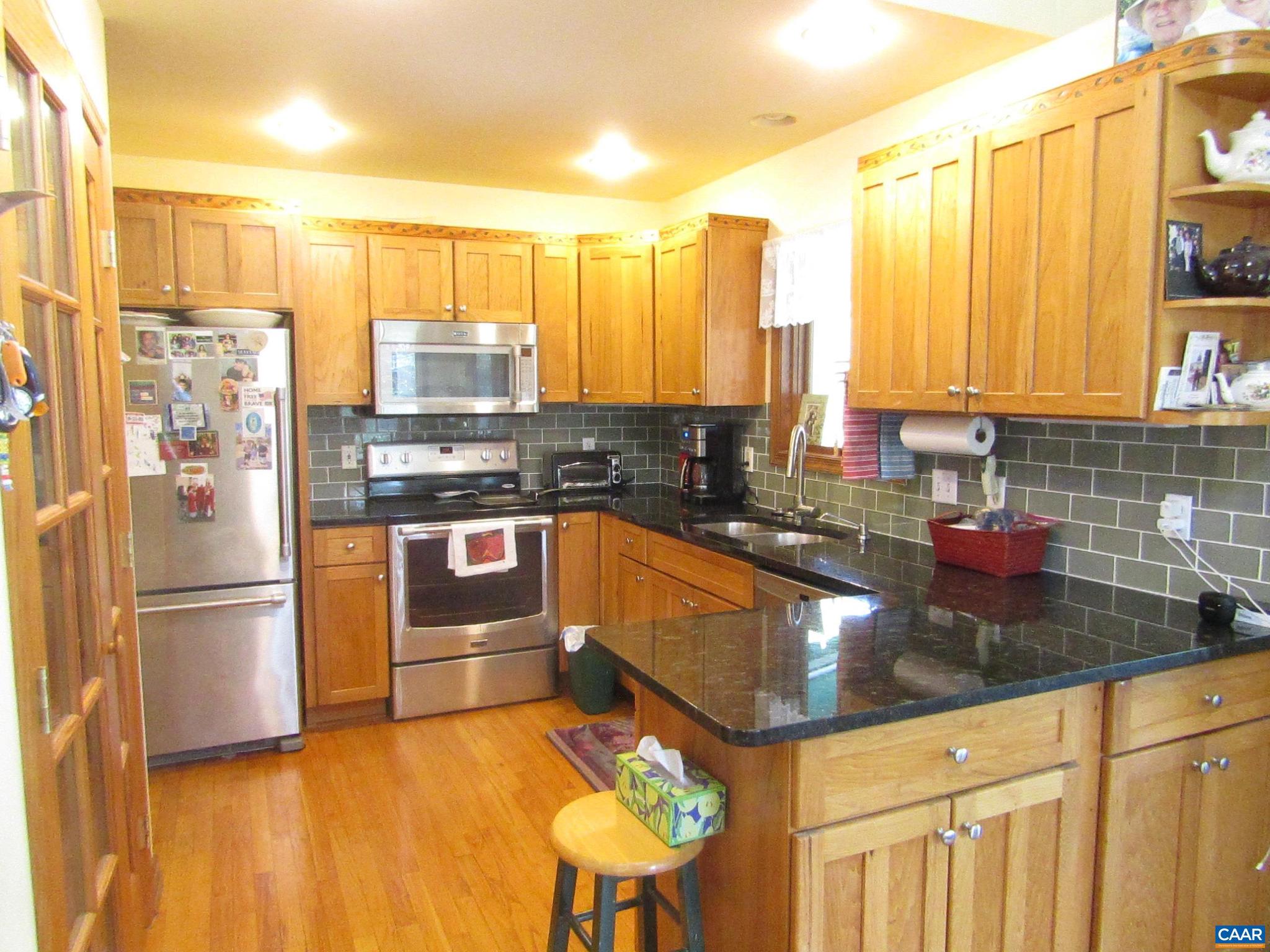 LAKE MONTICELLO - Residential