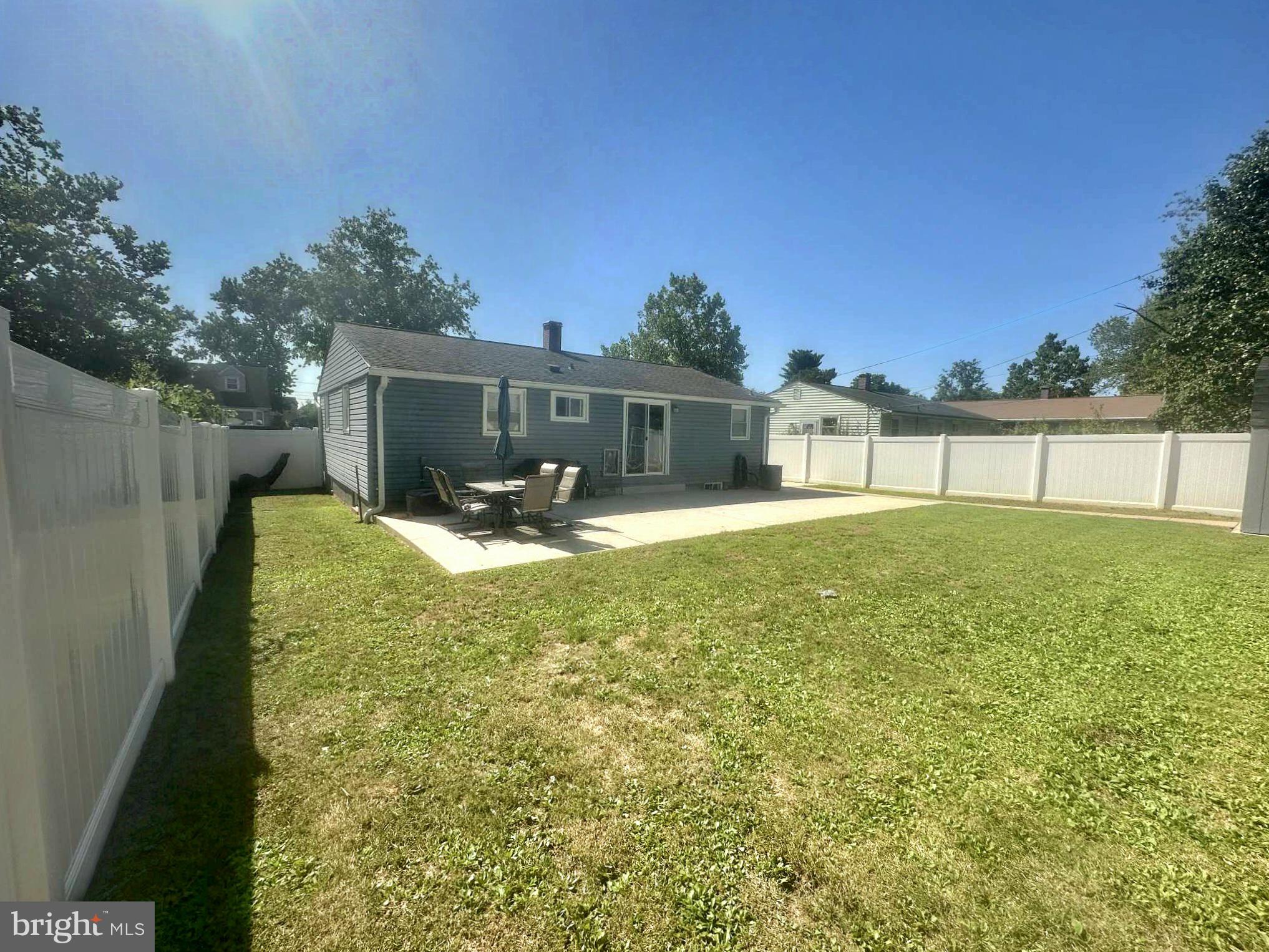 1827 RIDGEWICK ROAD
