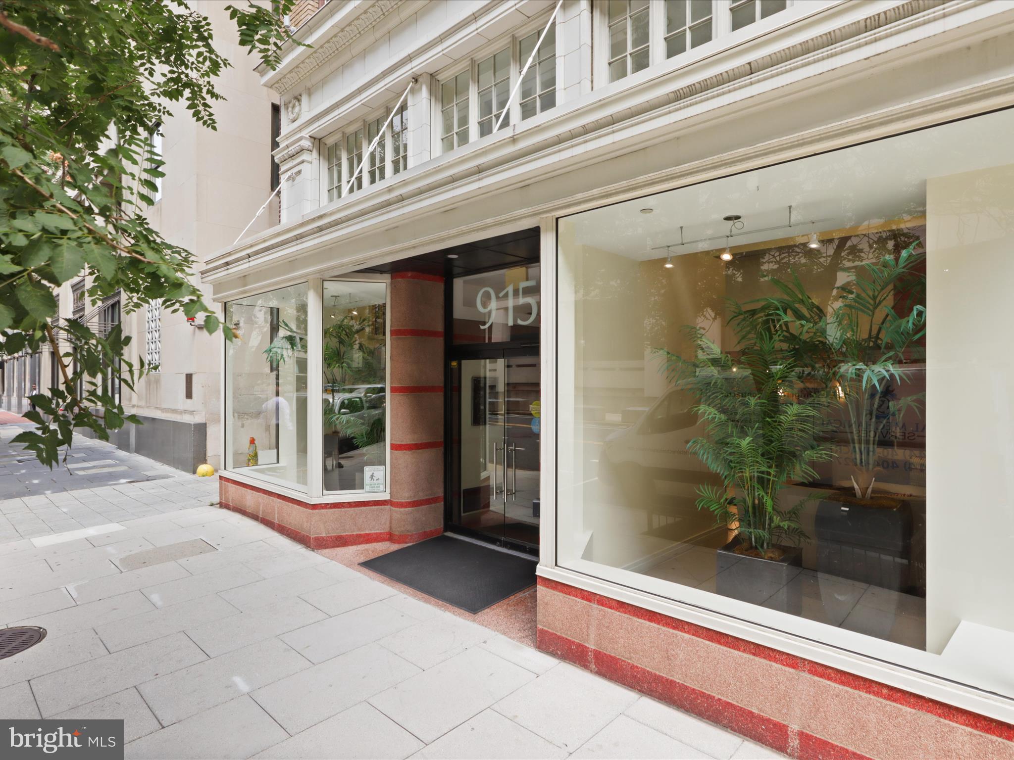 915 E STREET NW 301