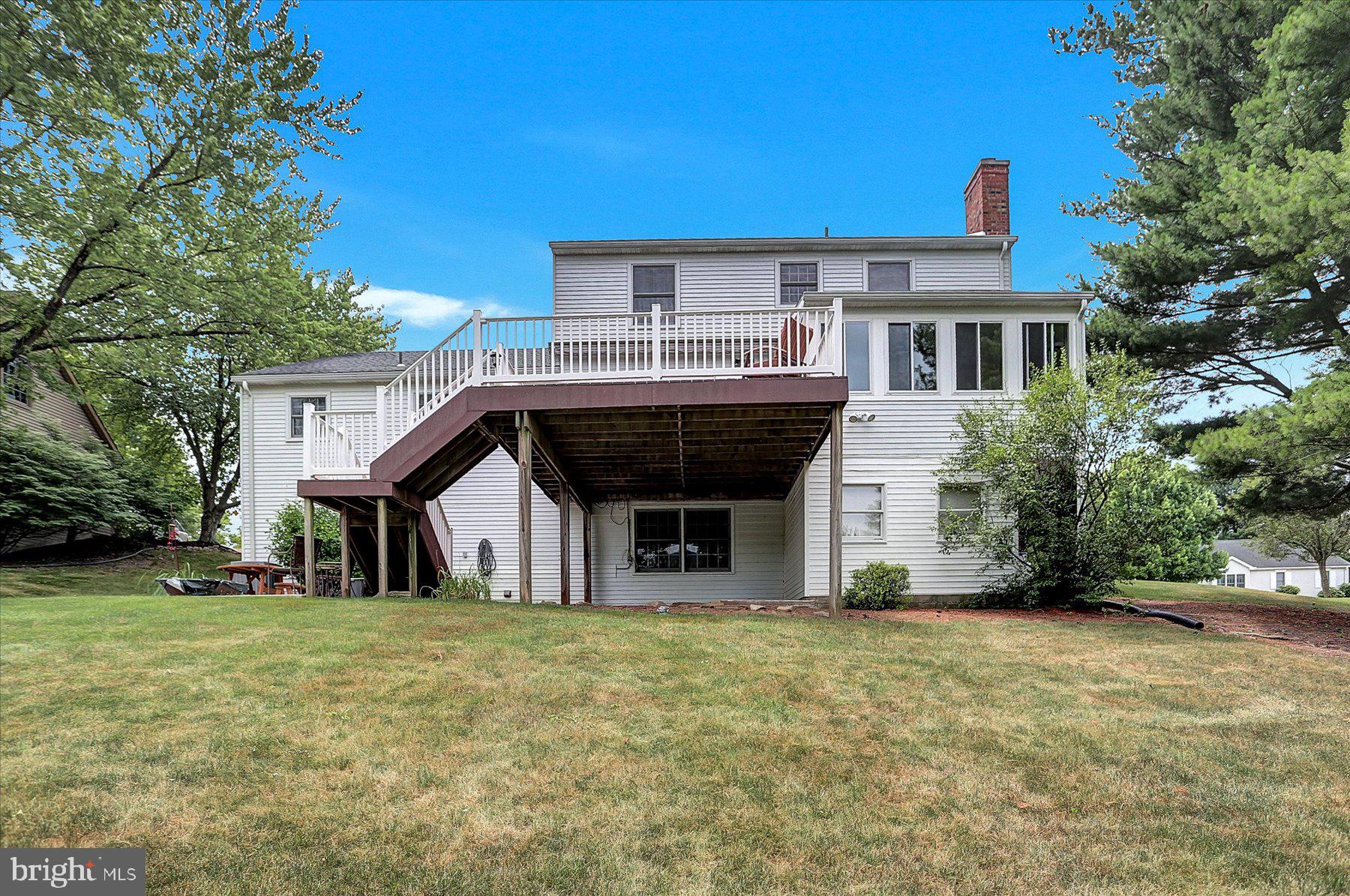 FOREST HILLS - Residential