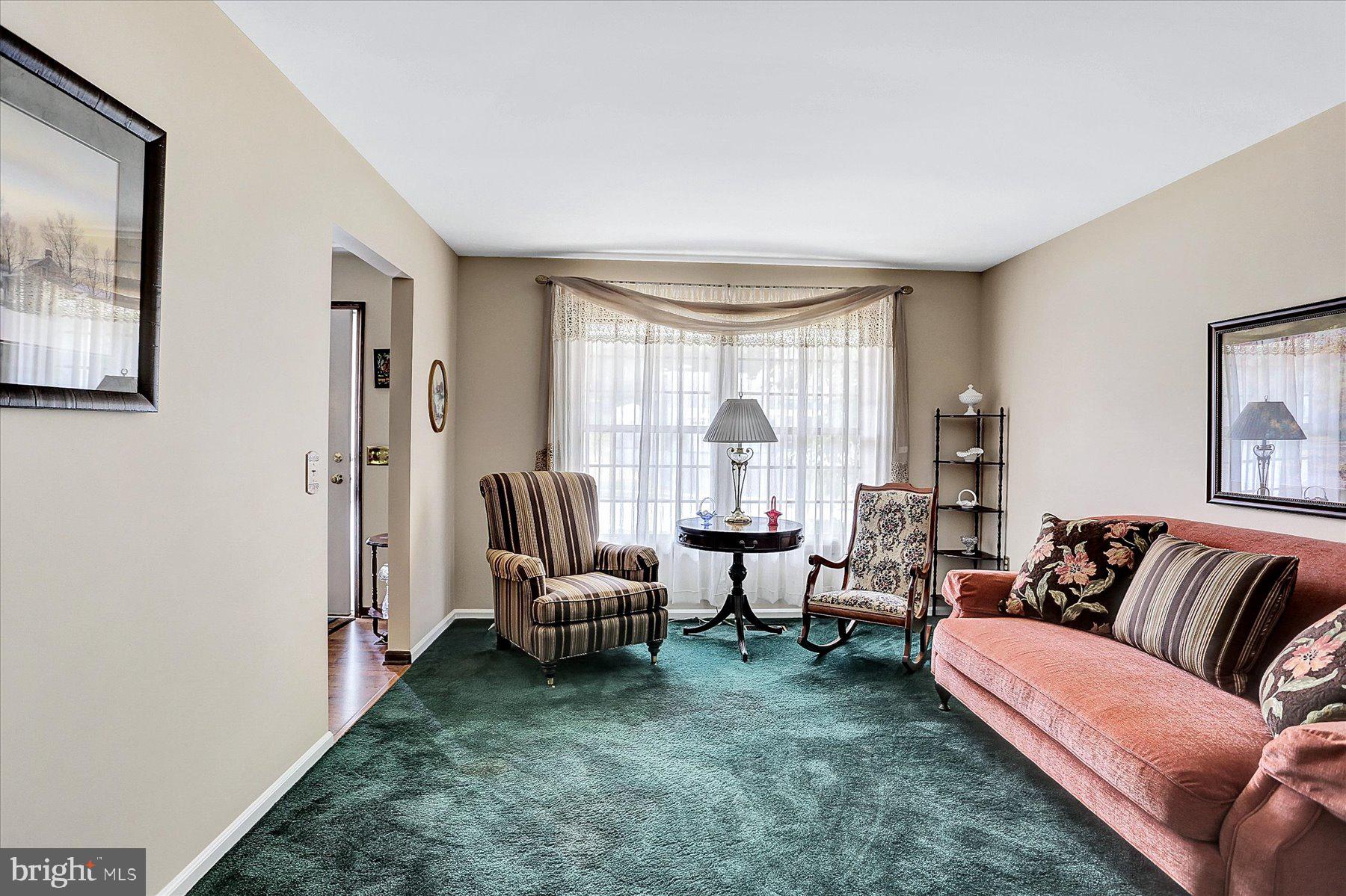 FOREST HILLS - Residential