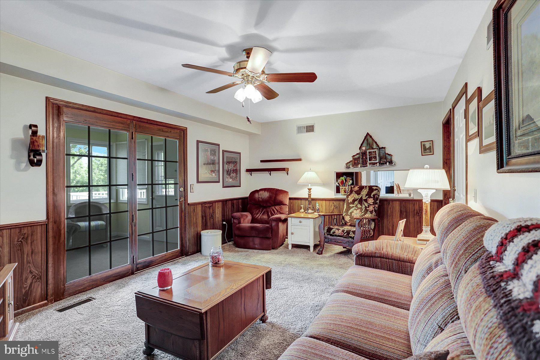 FOREST HILLS - Residential