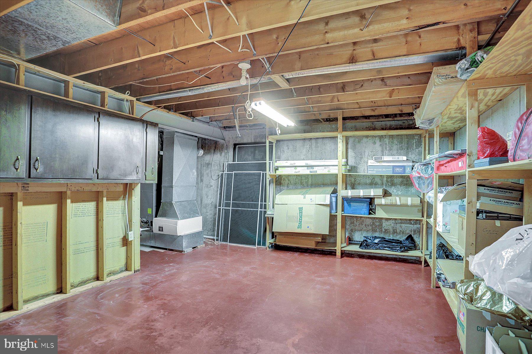 FOREST HILLS - Residential