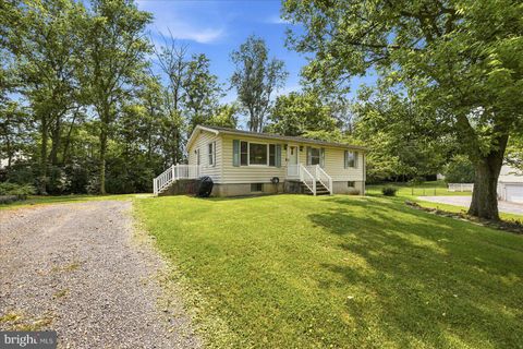 Homes For Sale - 156 Morgan Street<br/> Berkeley County, INWOOD, WV 25428