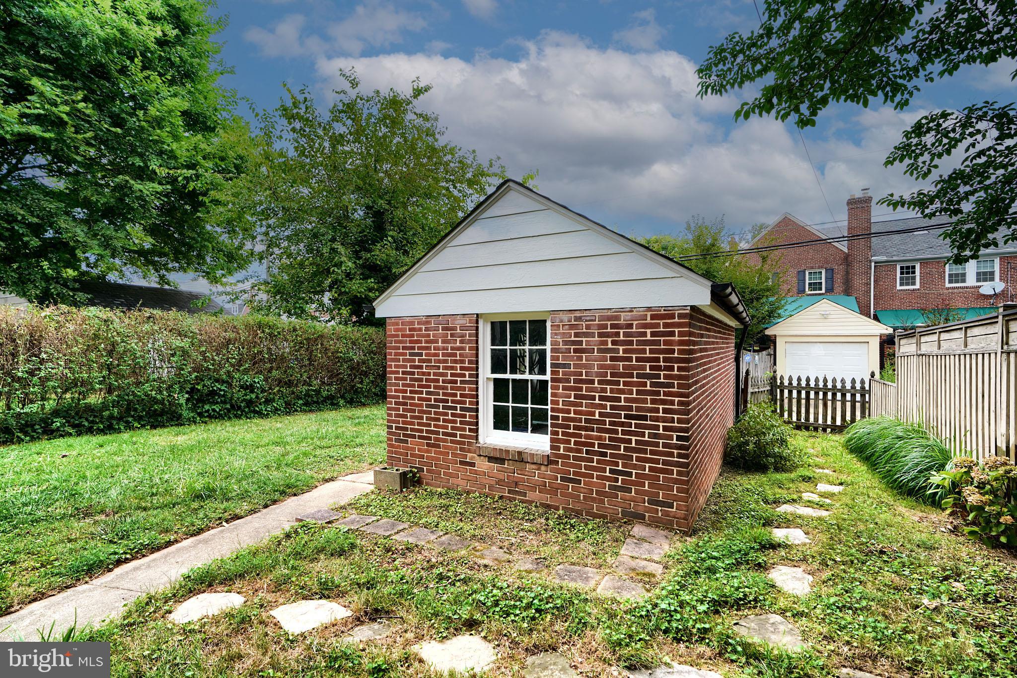 RODGERS FORGE - Residential