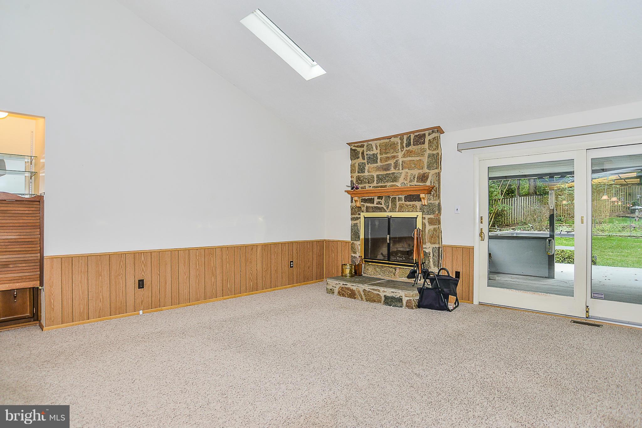 BENT TREE - Residential