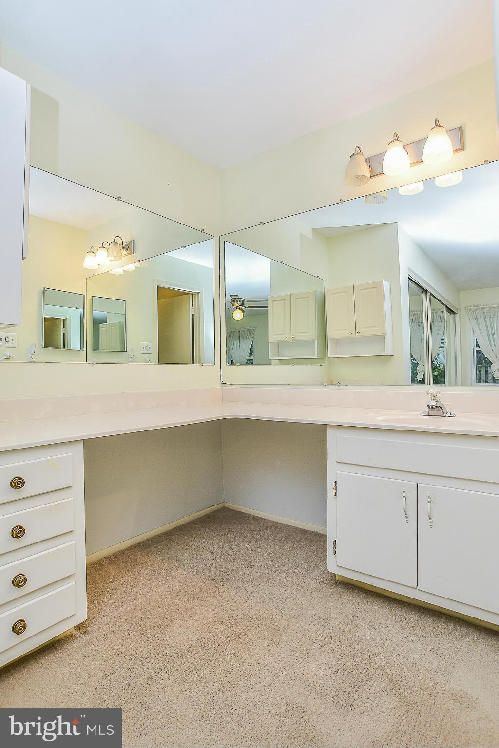 BENT TREE - Residential