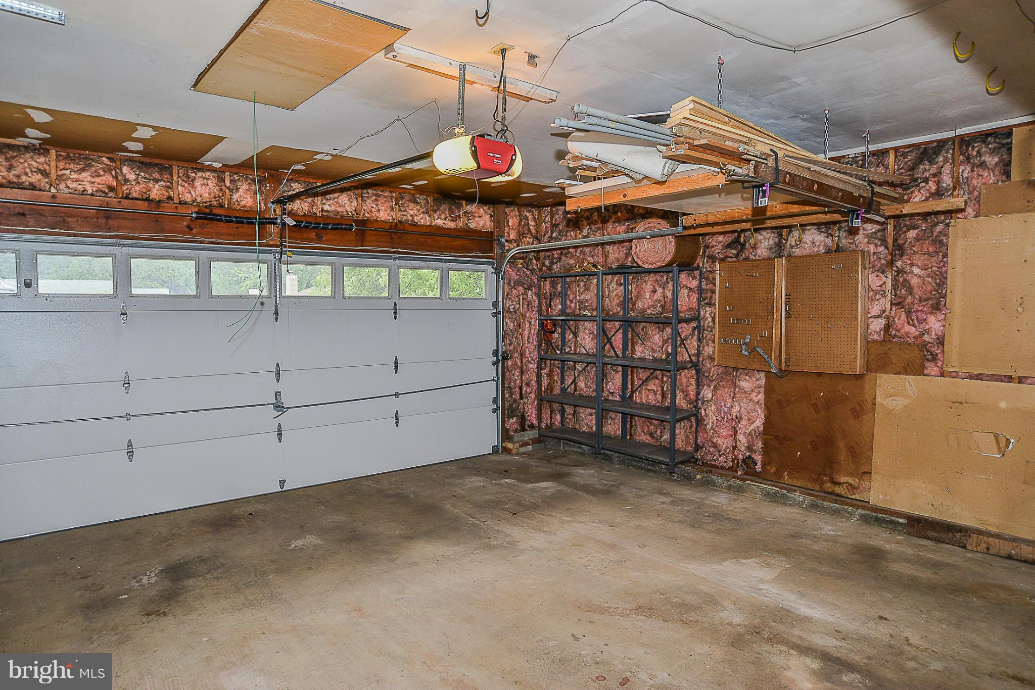 BENT TREE - Residential